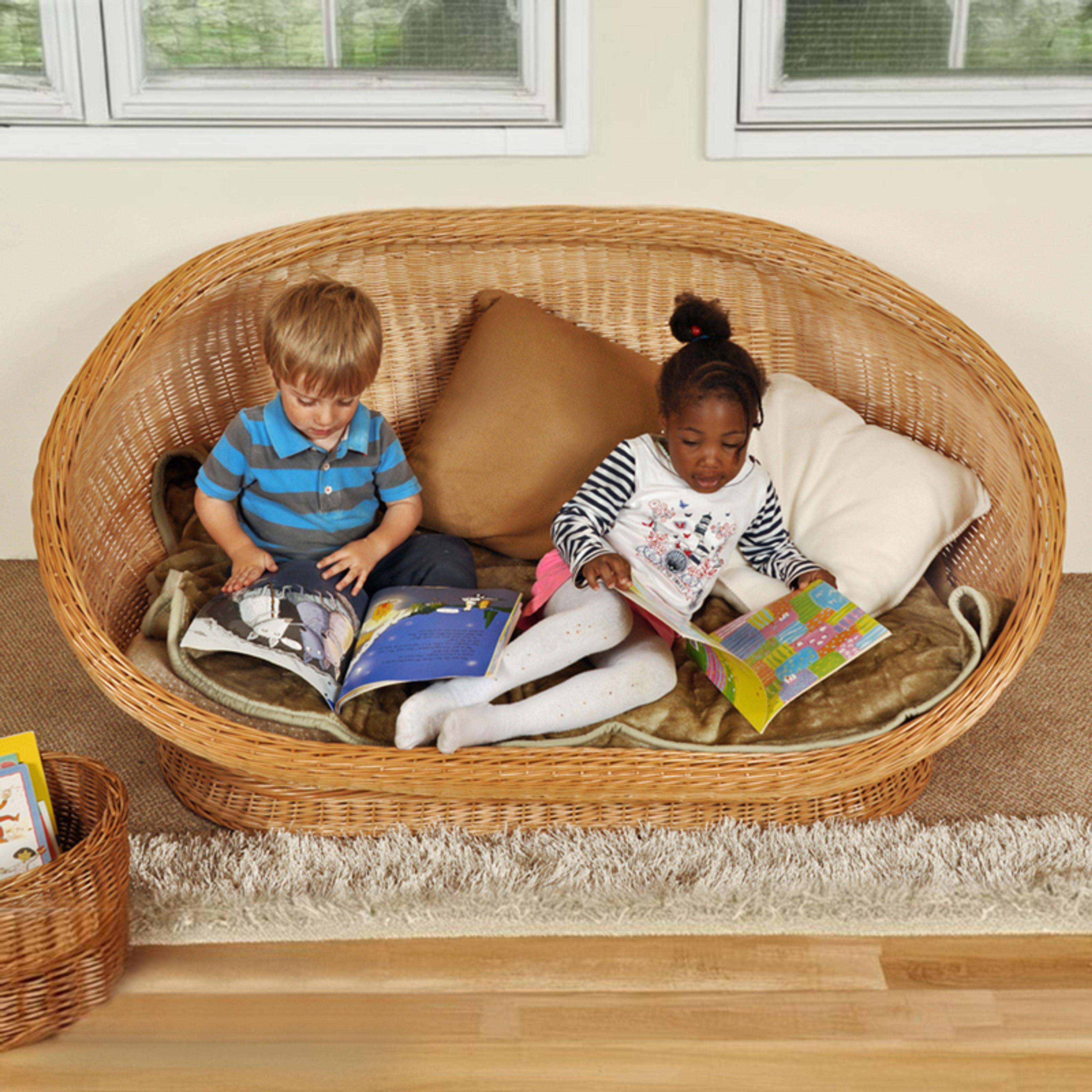 READING COUCH WITH CUSHION