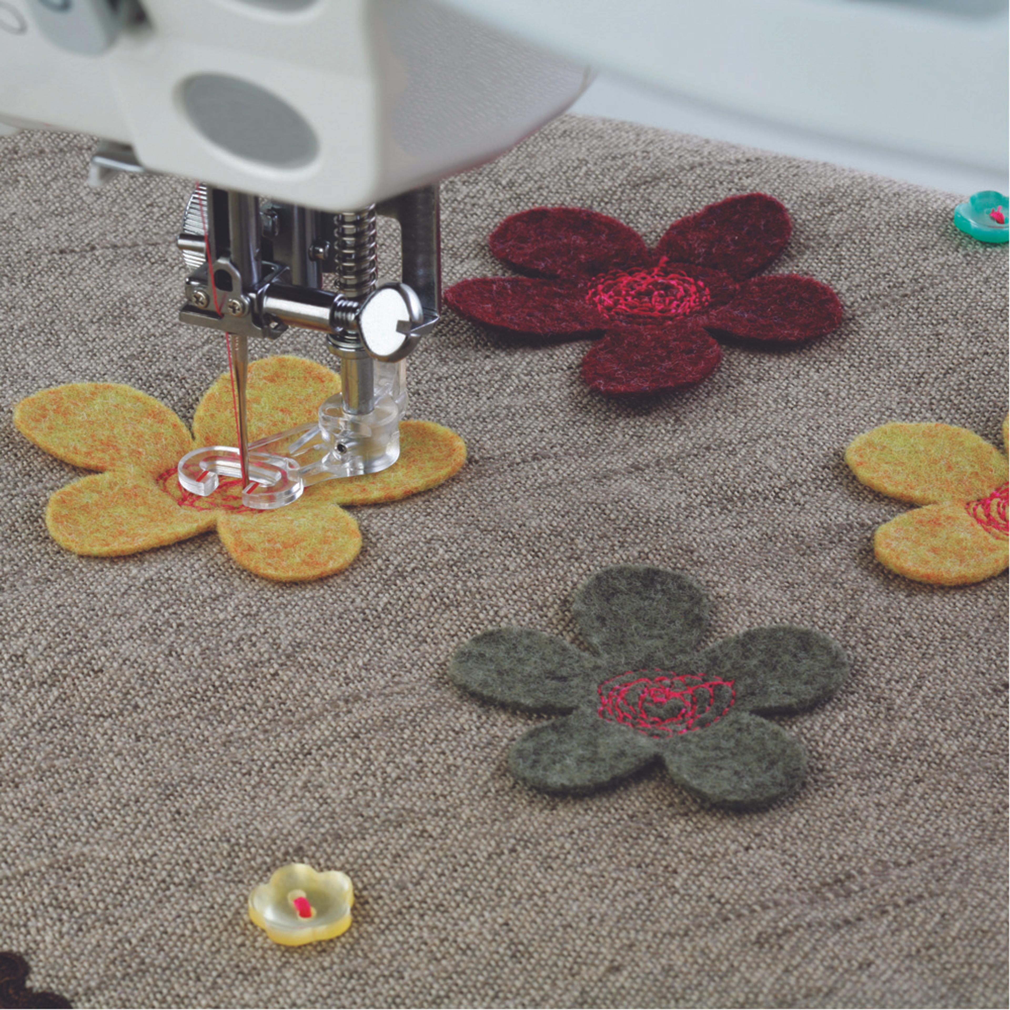 Janome Embroidery/Darning Foot (Closed - Plastic) - Cat B