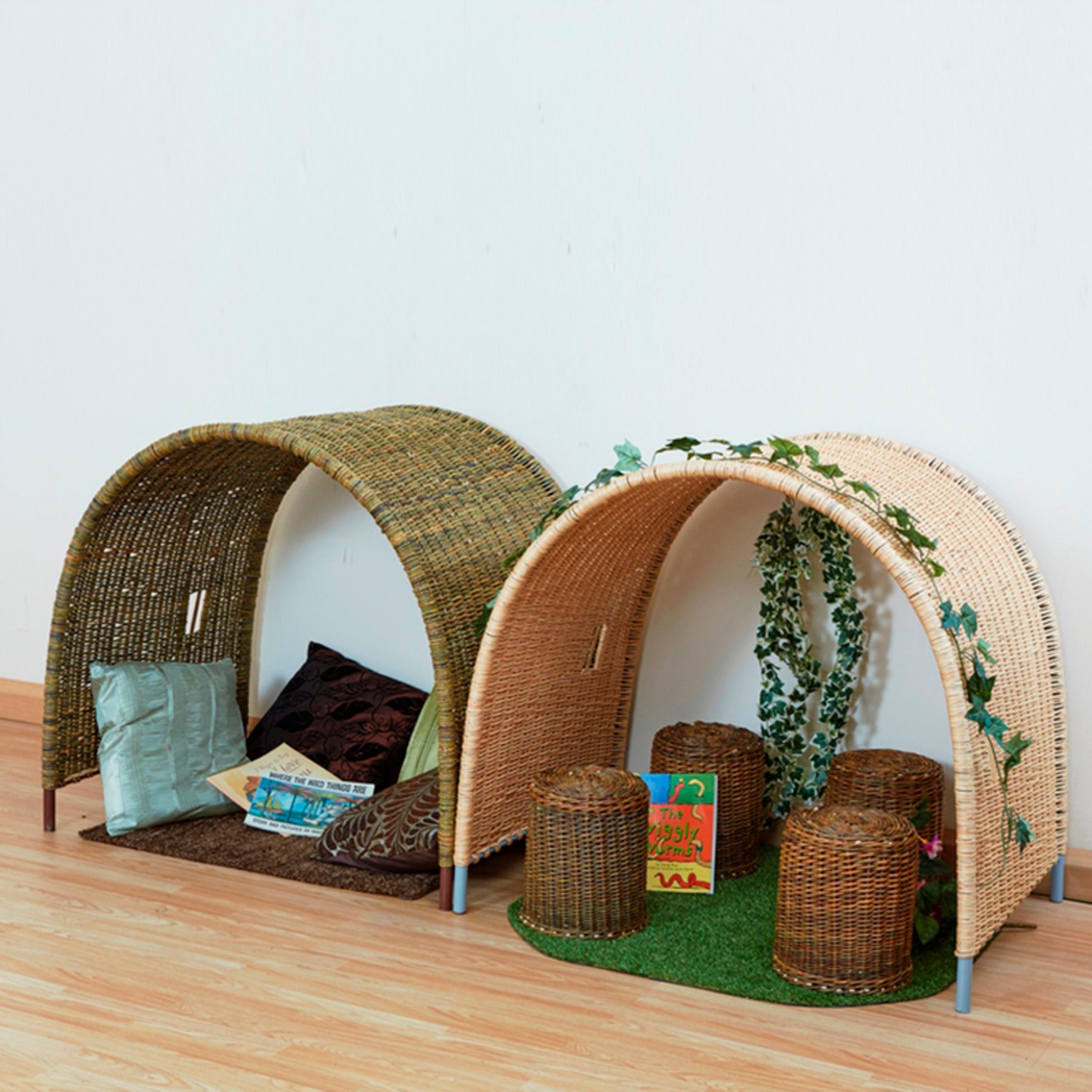 MEDIUM SIZED WICKER ARCH (2 PK)