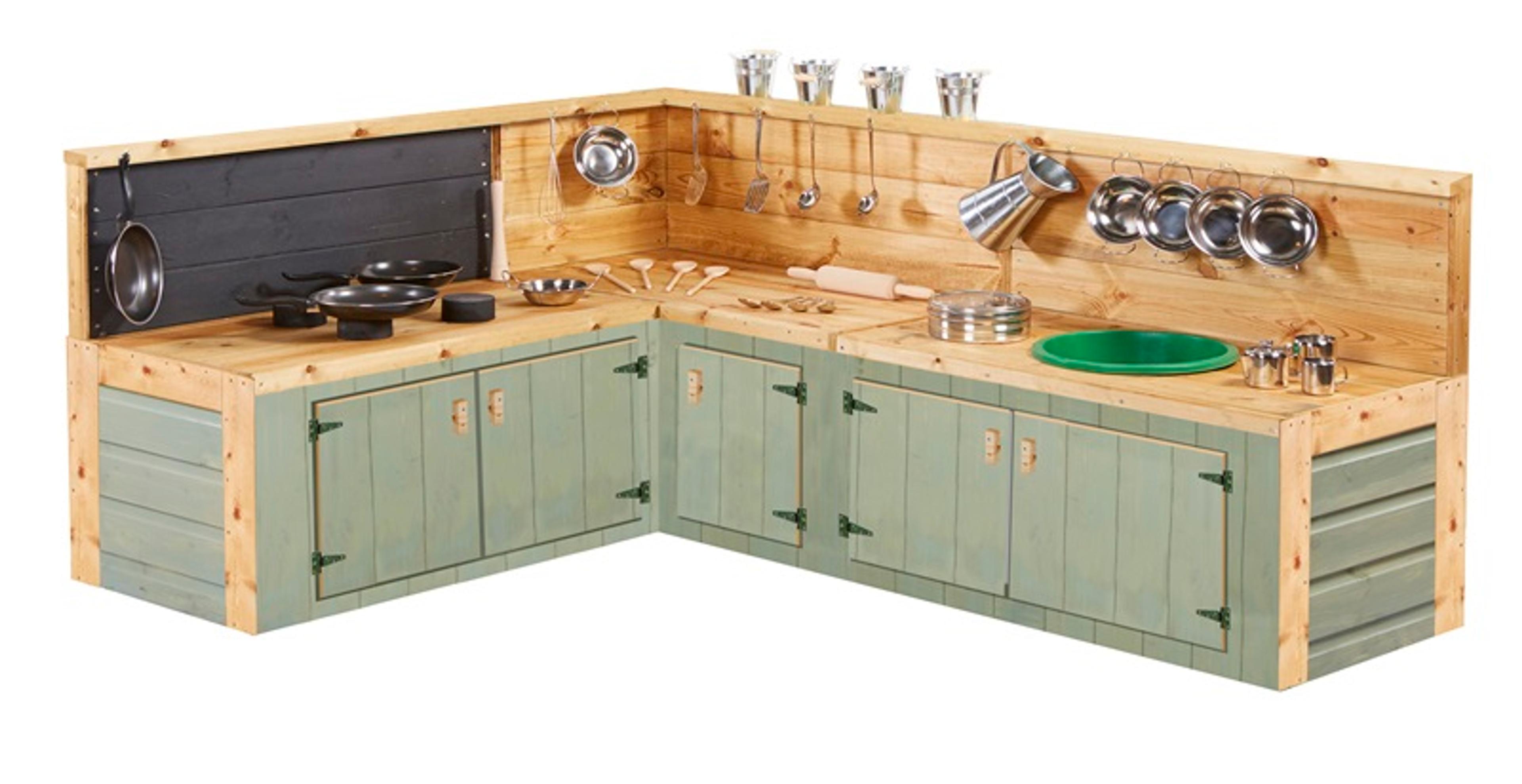 COUNTRY GREEN CORNER KITCHEN