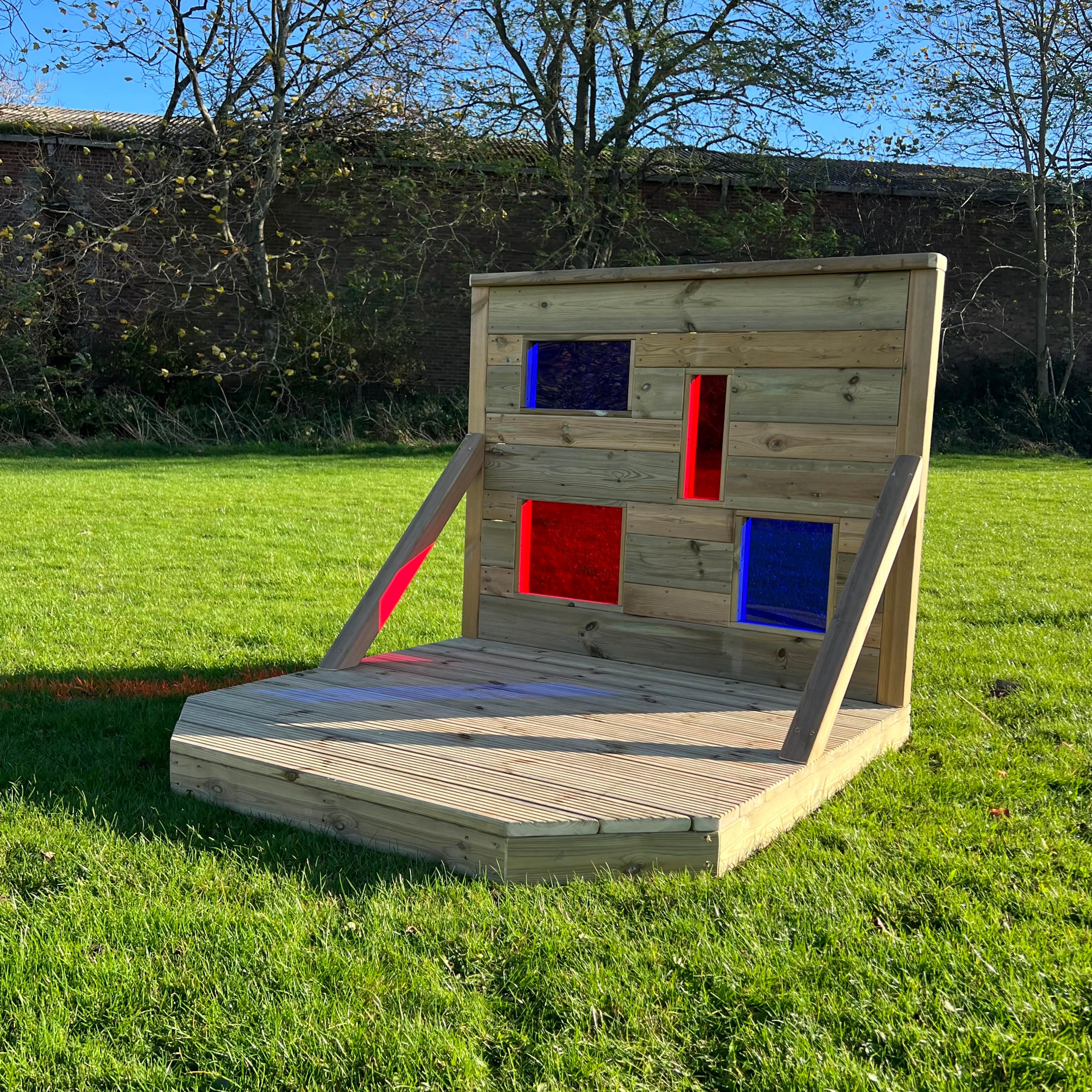 NEWBY LEISURE Outdoor Sensory Stage 