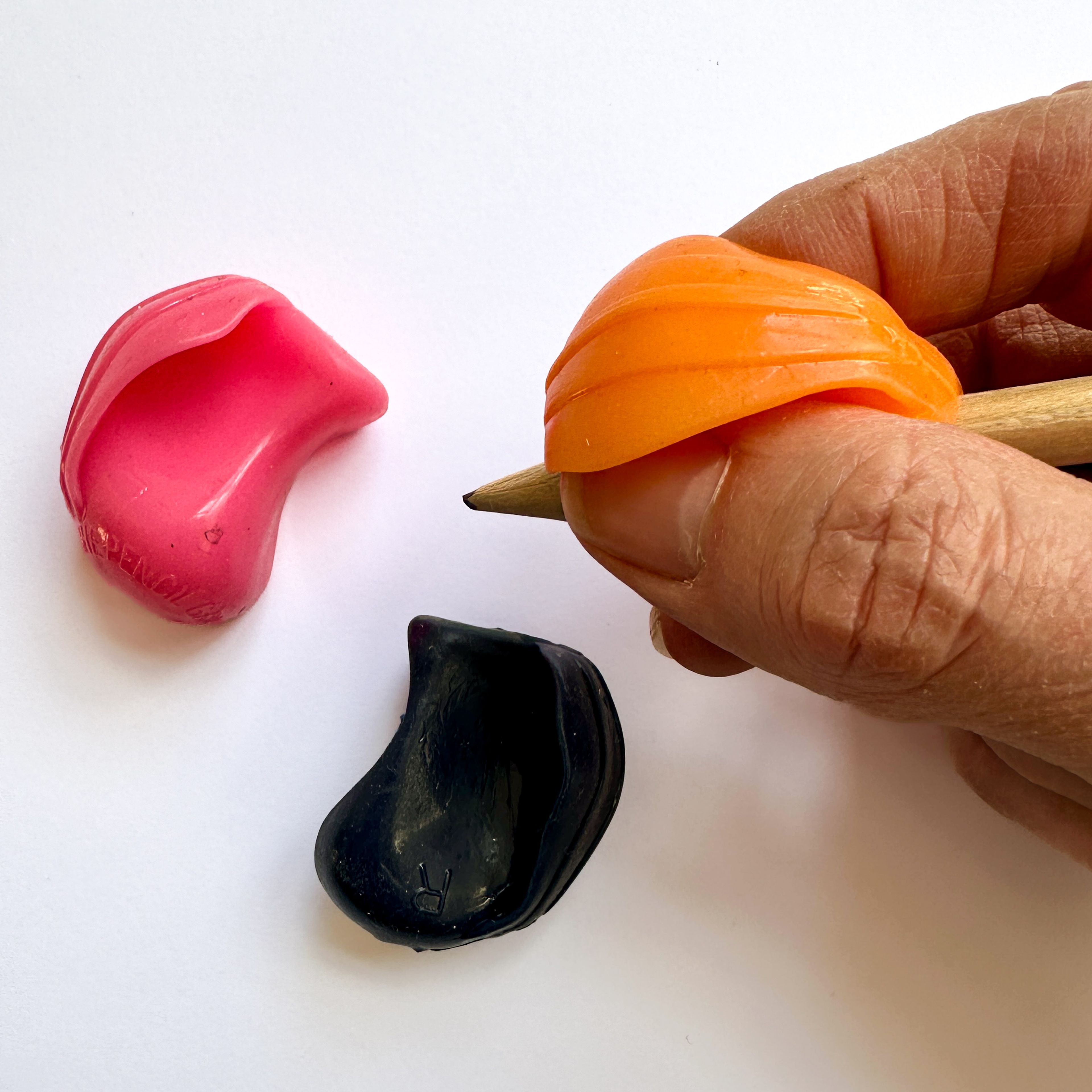 Learn Well Cross Guard Ultra Pencil Grip