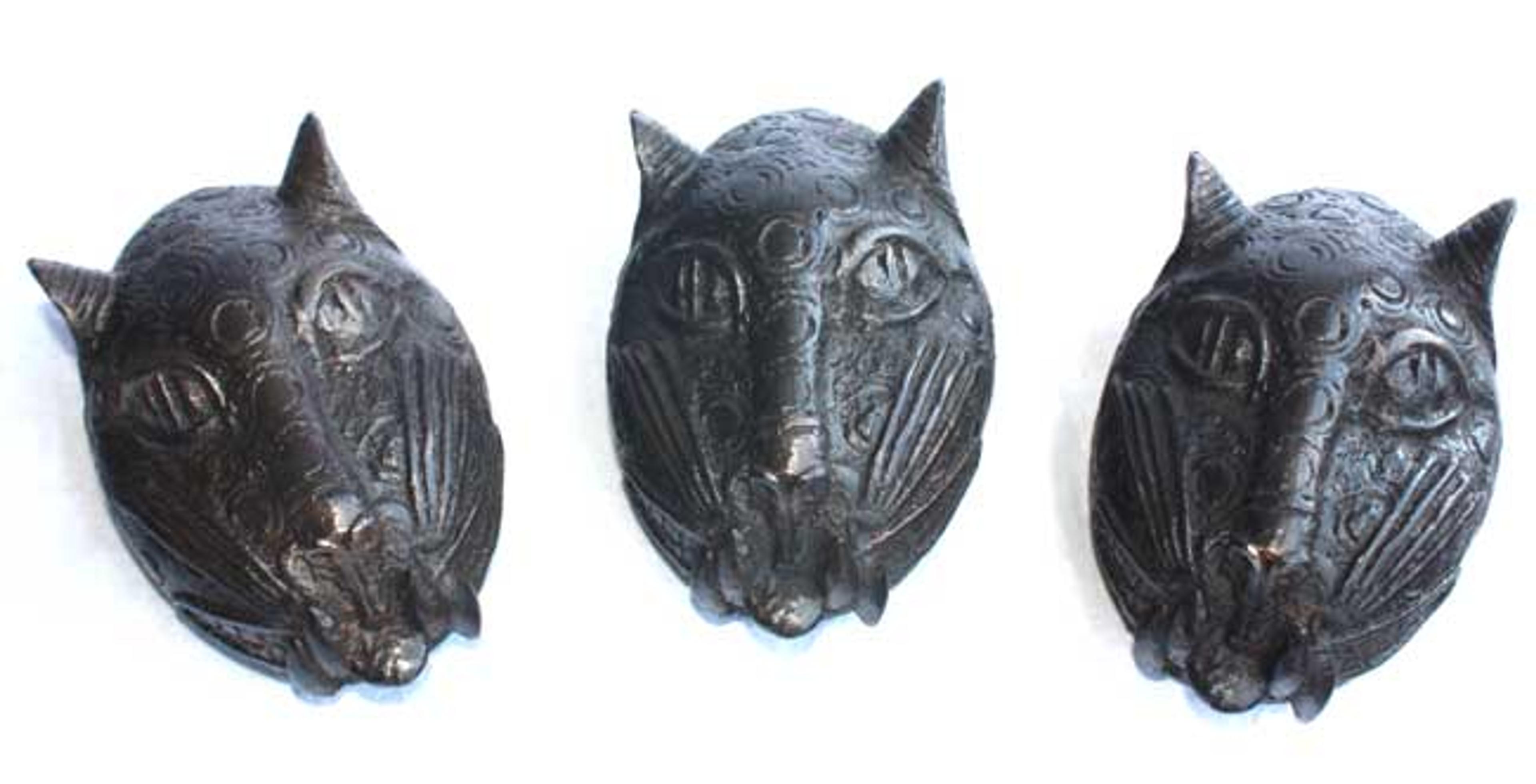 Replica Leopard Head