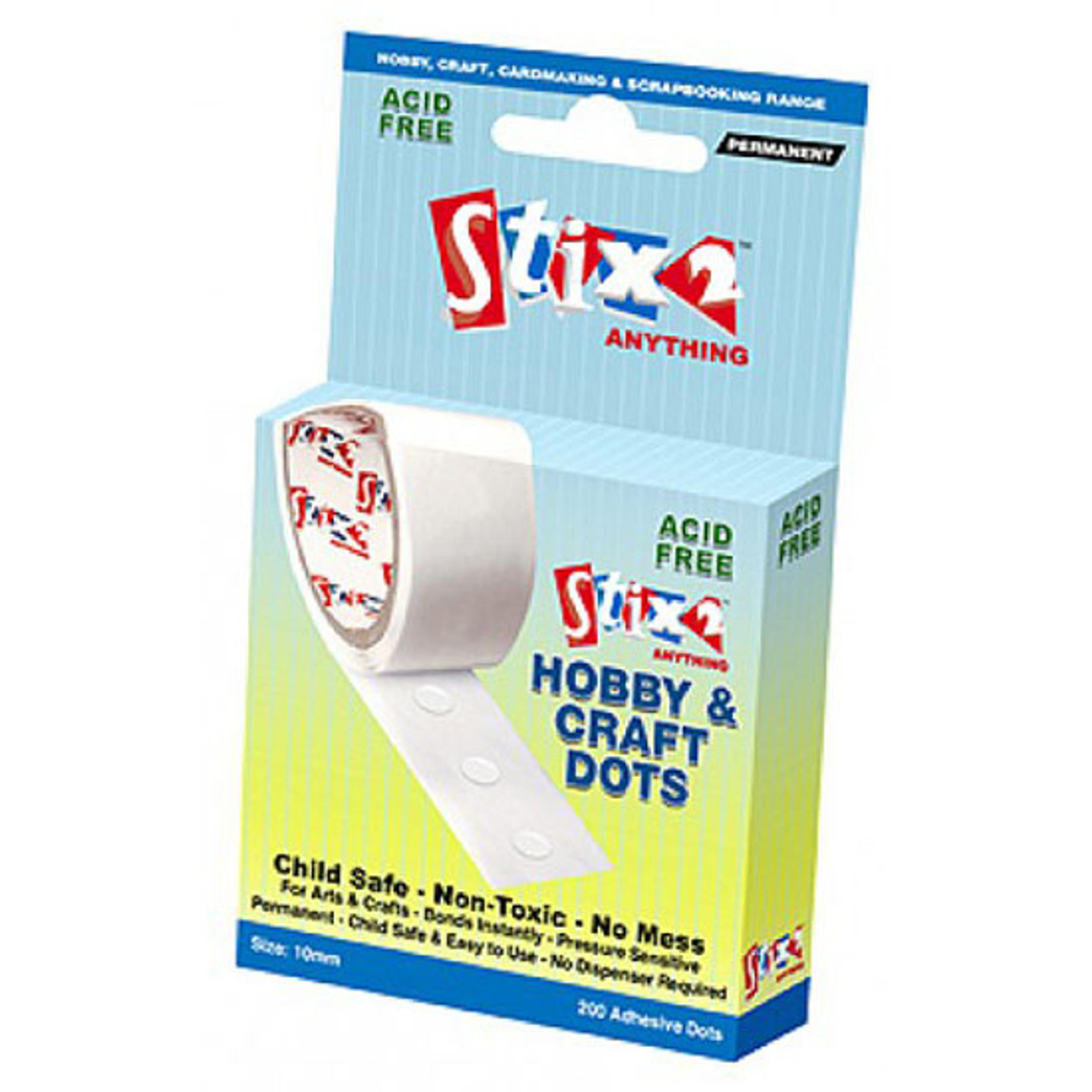 Stix 2 Craft Glue Dots. Pack of 200