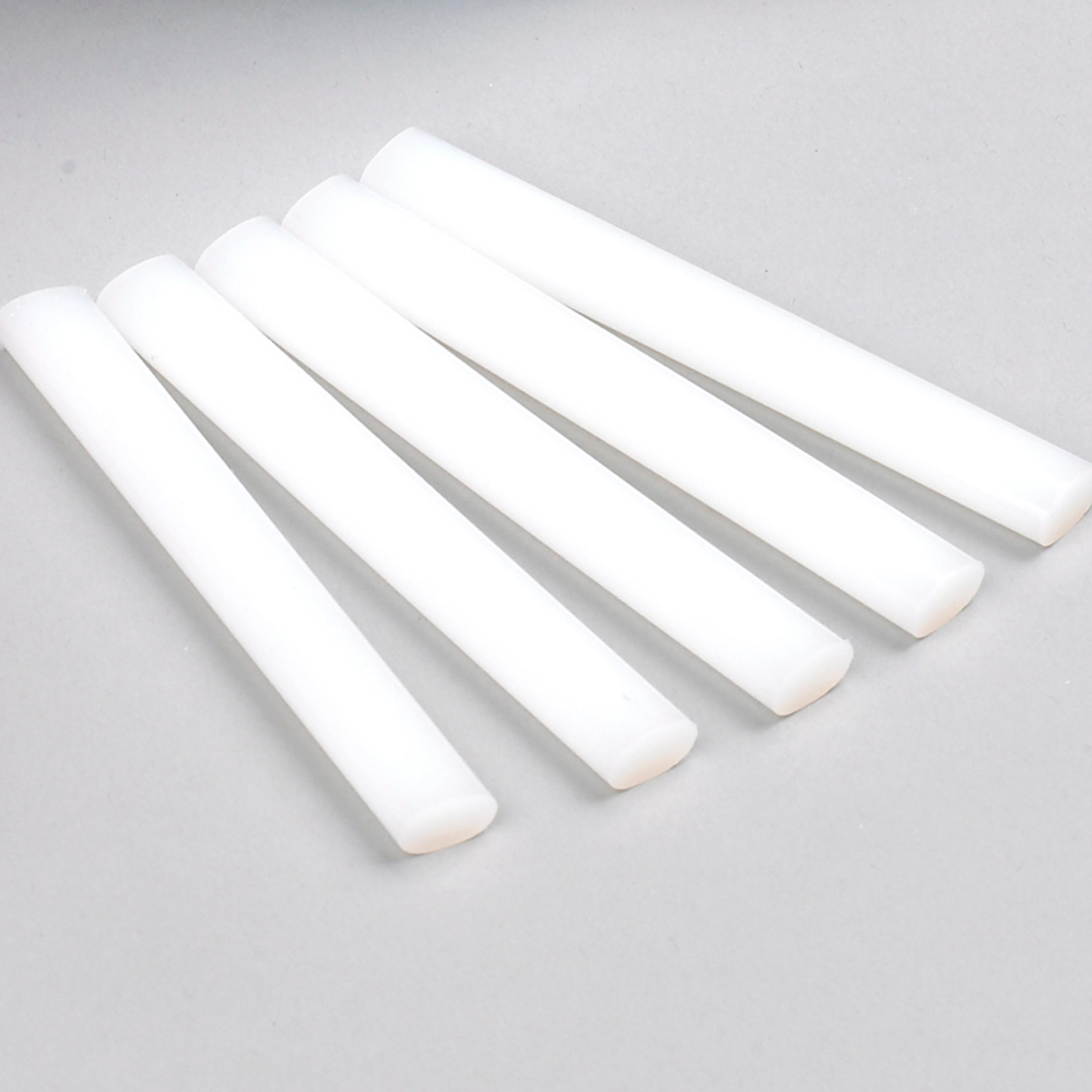 Specialist Crafts Low Melt Oval Glue Gun Sticks. Pack of 25