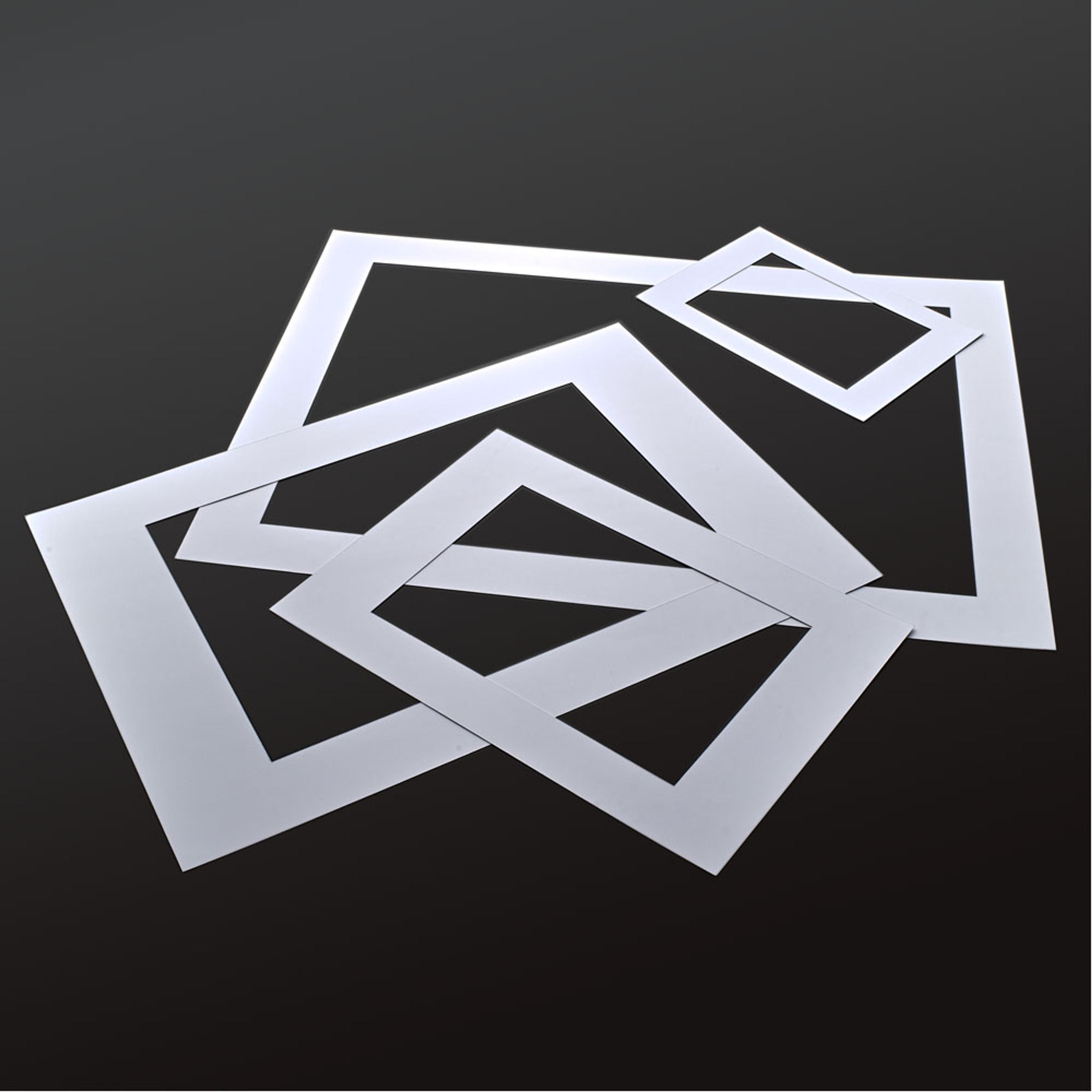 Ready-Made Mounting Frames - White. Pack of 40