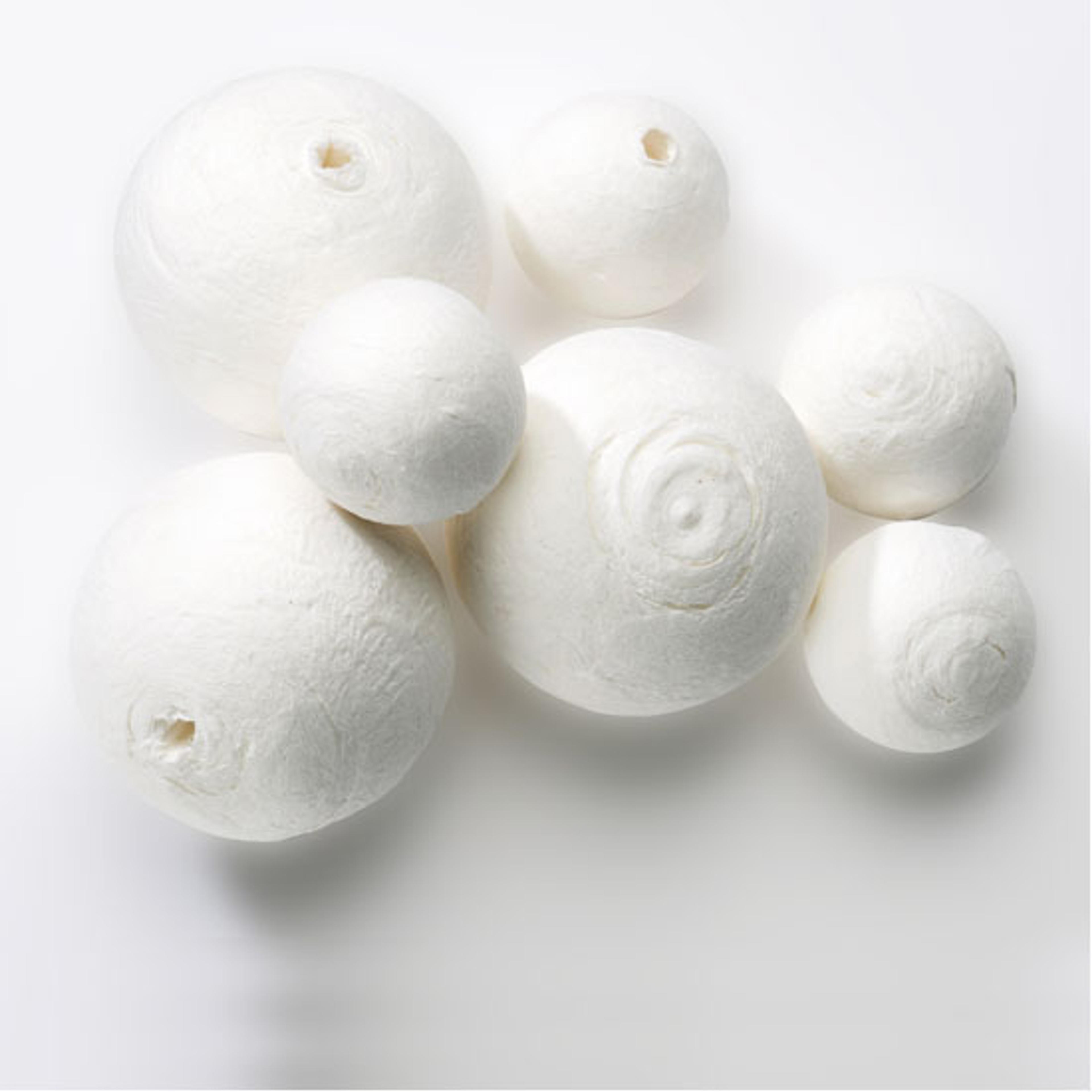 White Papier Mache Balls - 30mm. Pack of 100