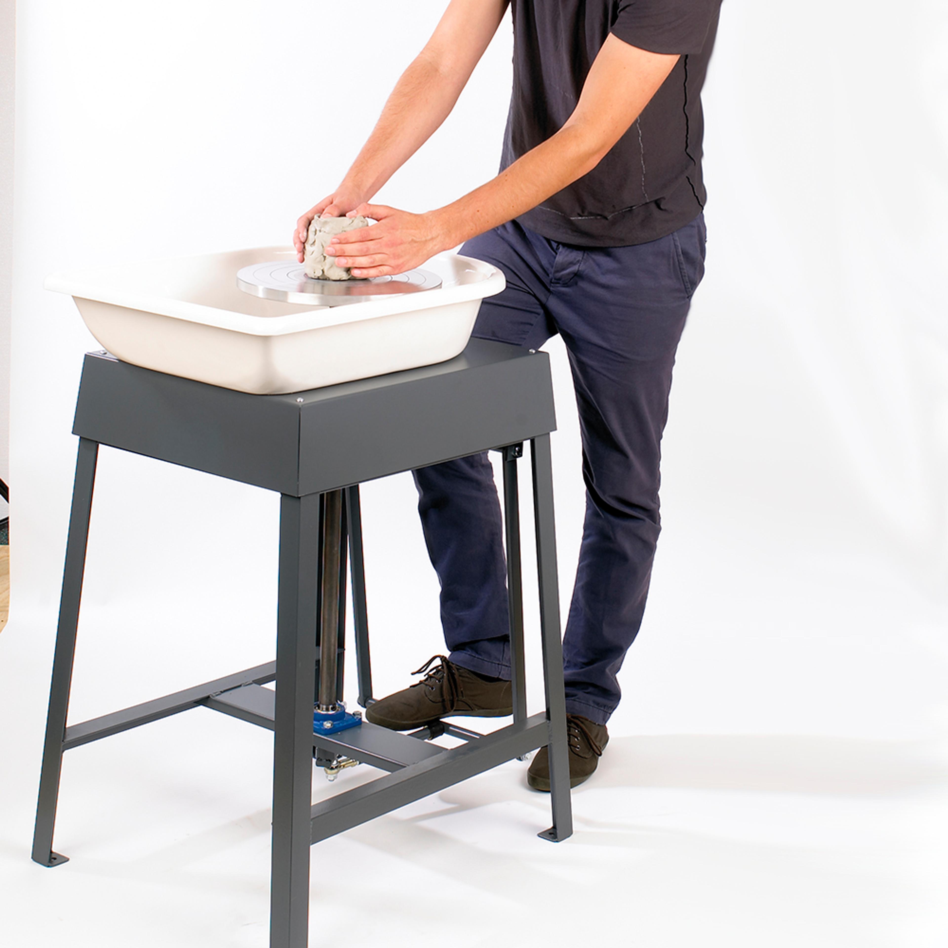 Standing Potters' Wheel
