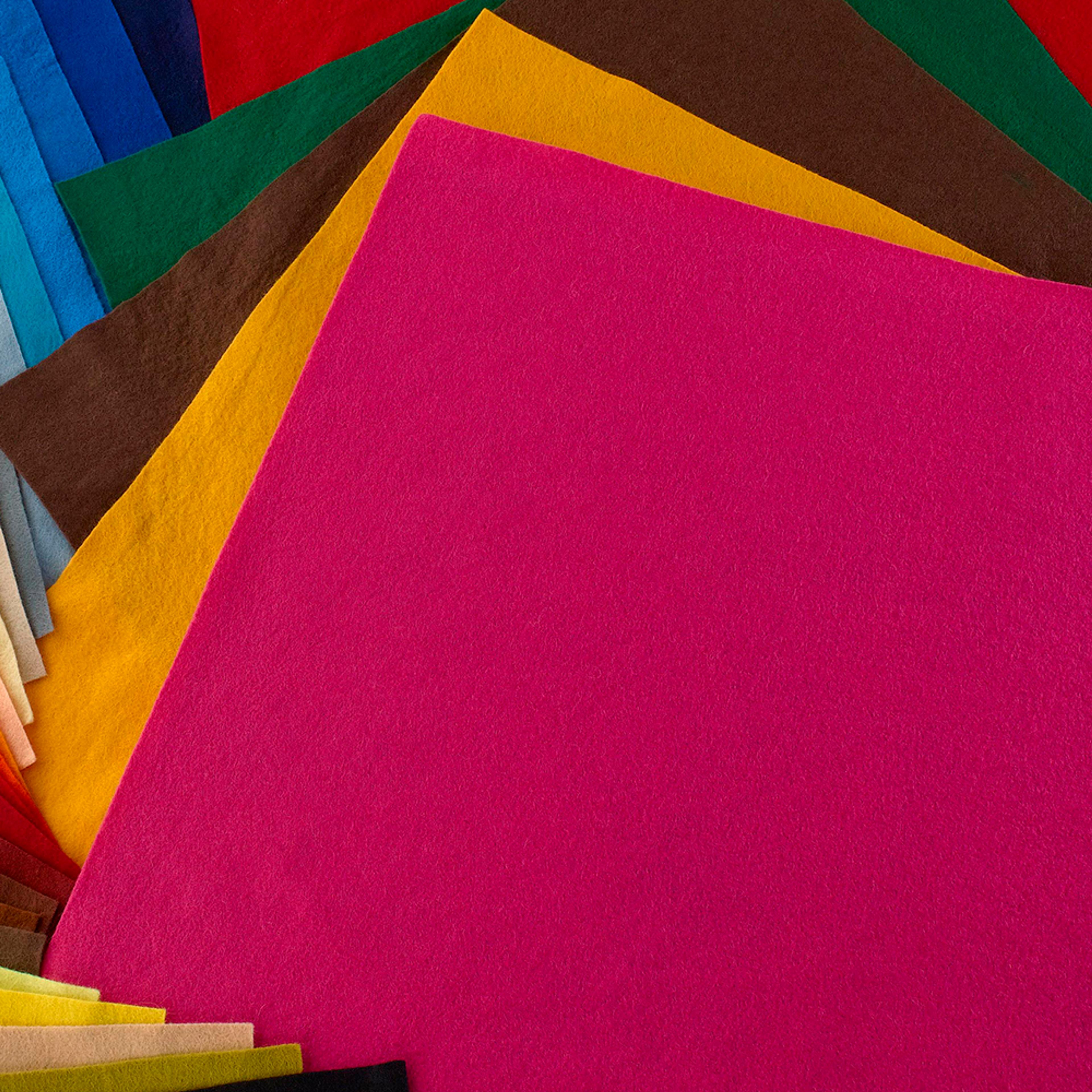 Premium Felt Squares - 	46cm/1". Pack of 8