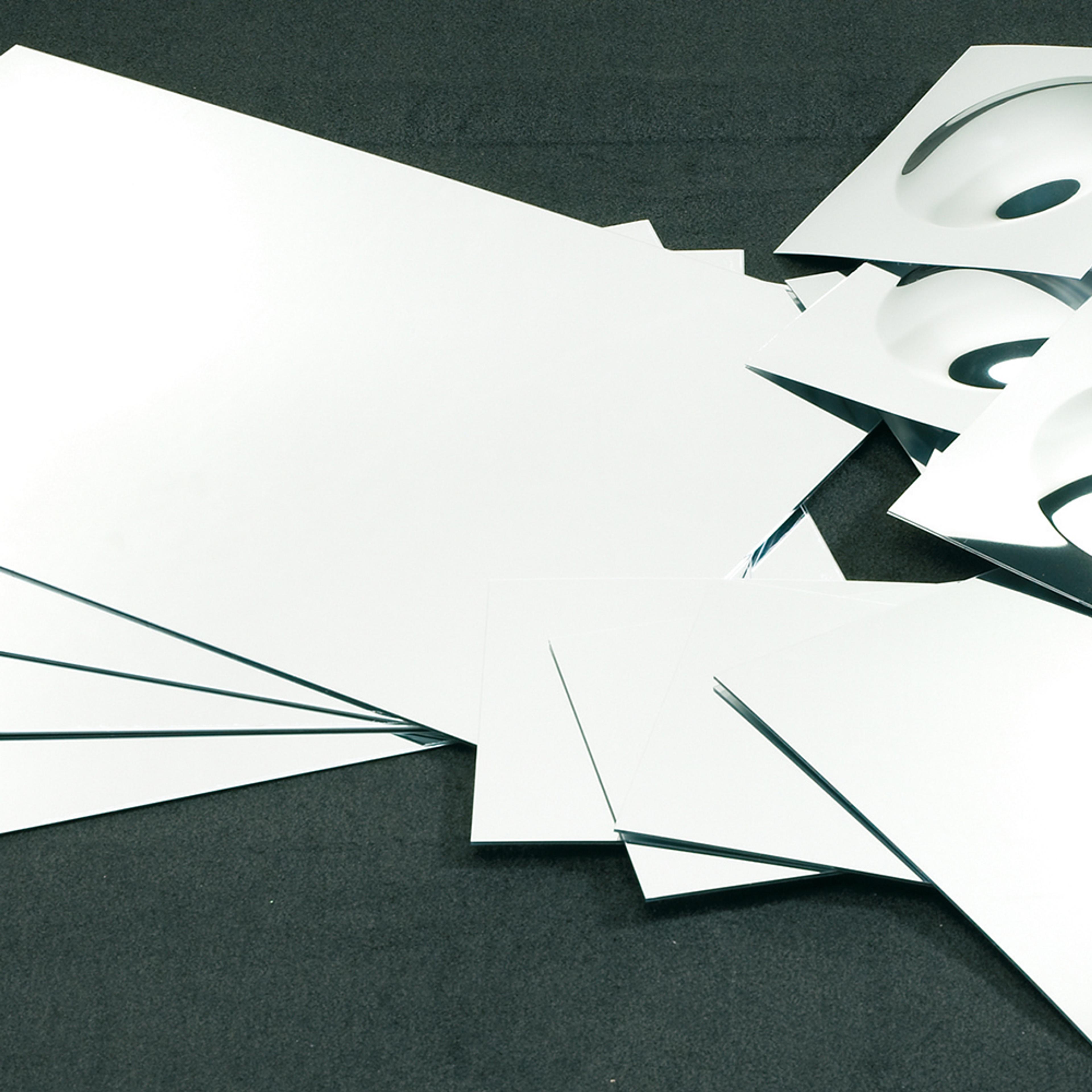 Flat Mirrors - 300 x 200mm. Pack of 4