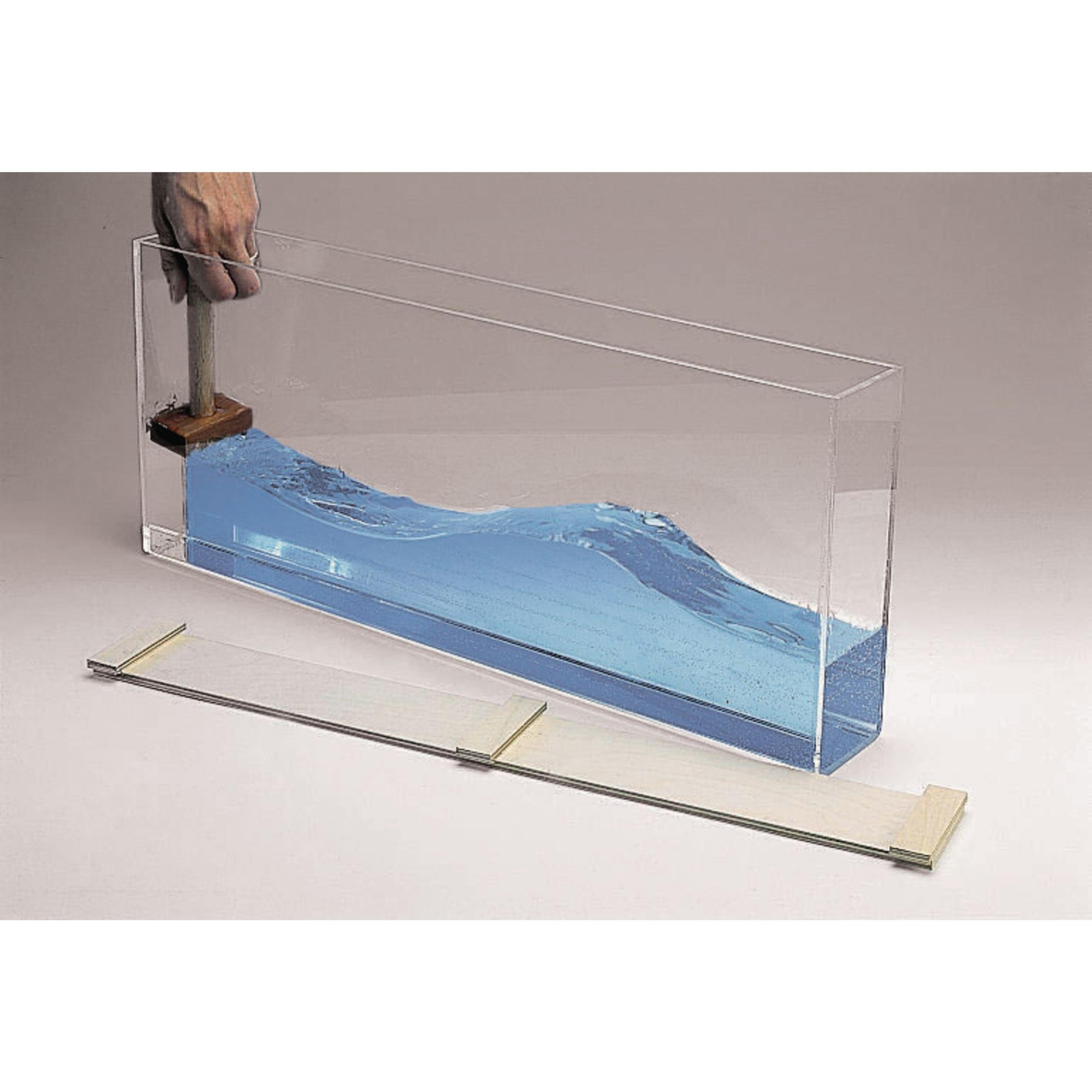 Large Rectangular Tank with Wave Generator