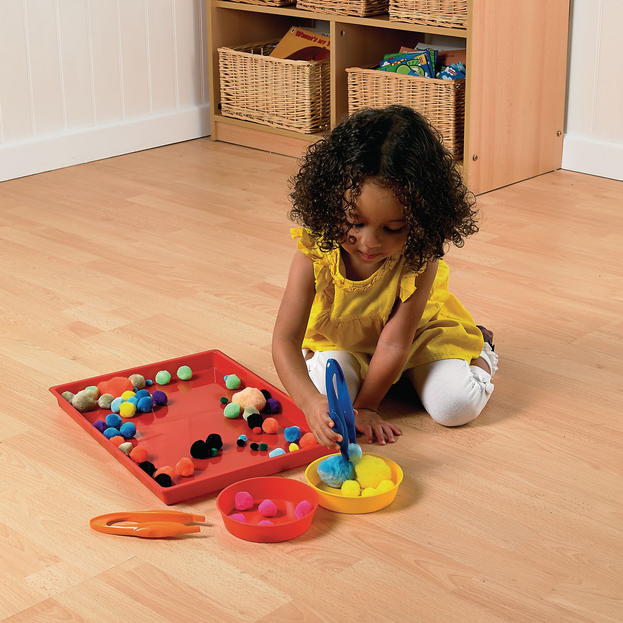 plastic trays for messy play