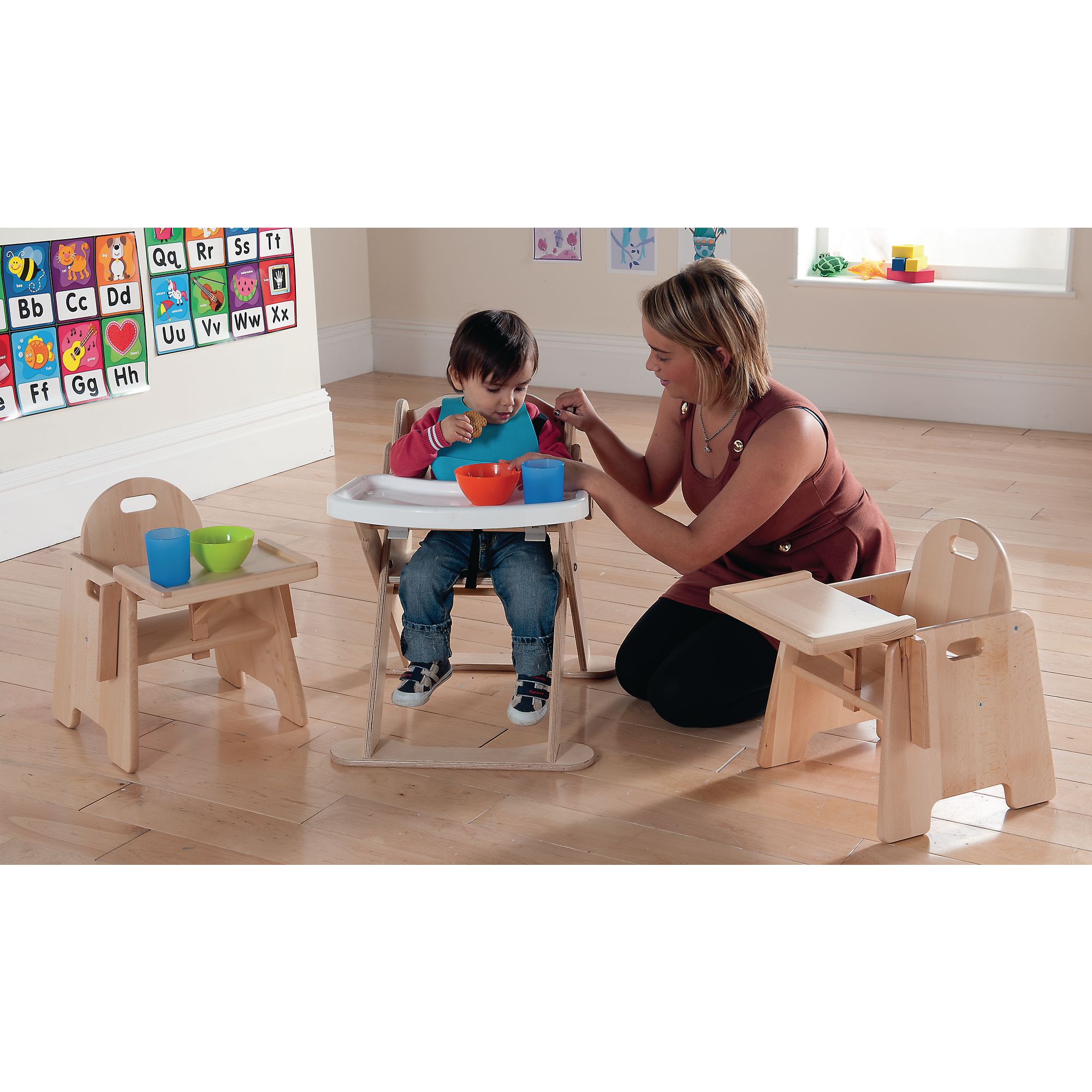 Baby low 2024 feeding chair