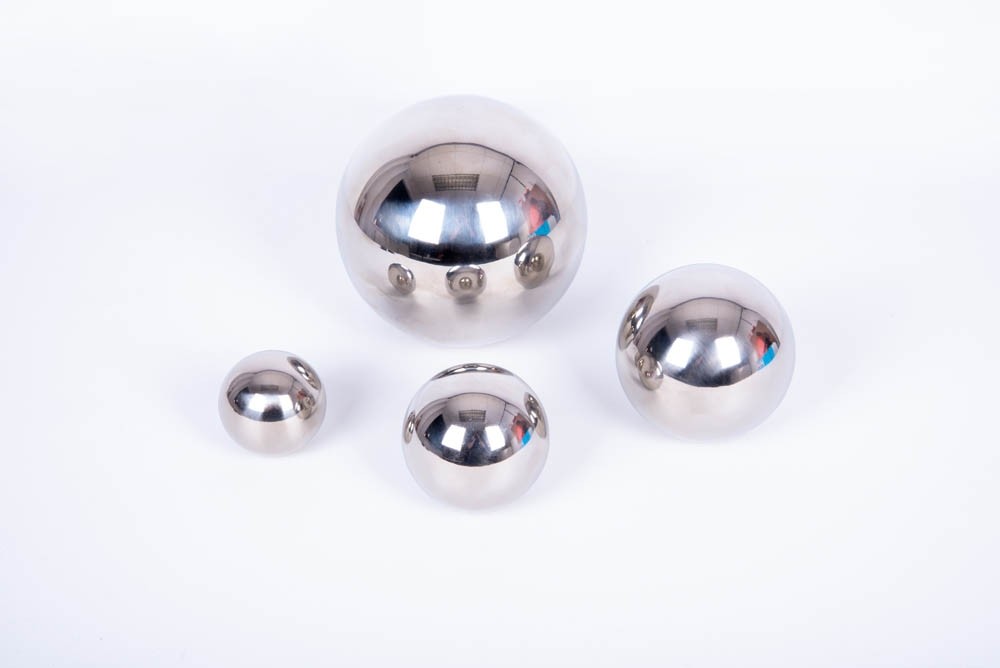 Silver Sensory Reflective Balls PK4