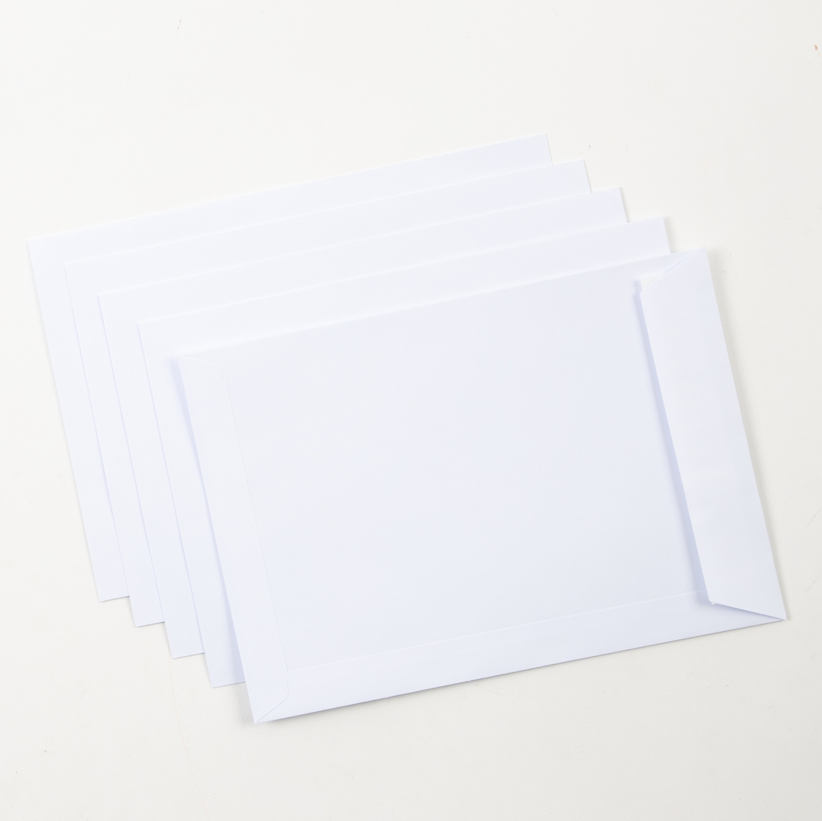 Classmates C5 White Peel and Seal Pocket Envelopes - Box of 500 ...