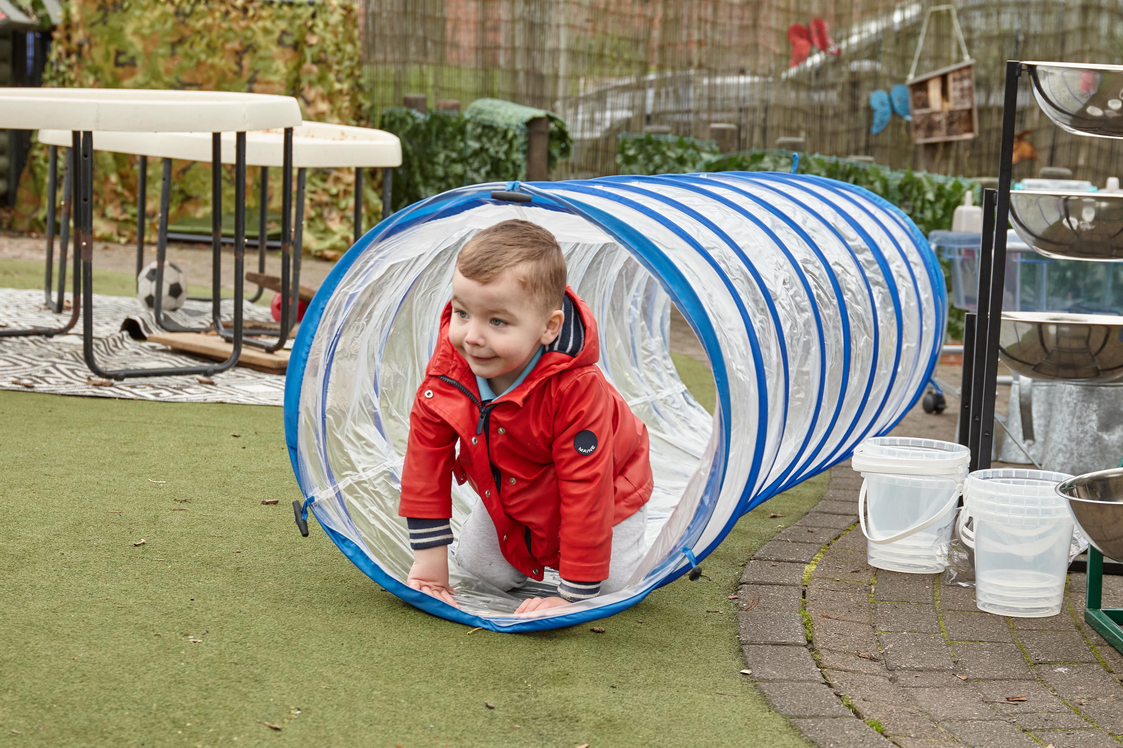 eduk8 worldwide Clear Outdoor Tunnel - 2.7m