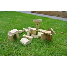 Red Monkey Play Outdoor Play Blocks - Pack of 20