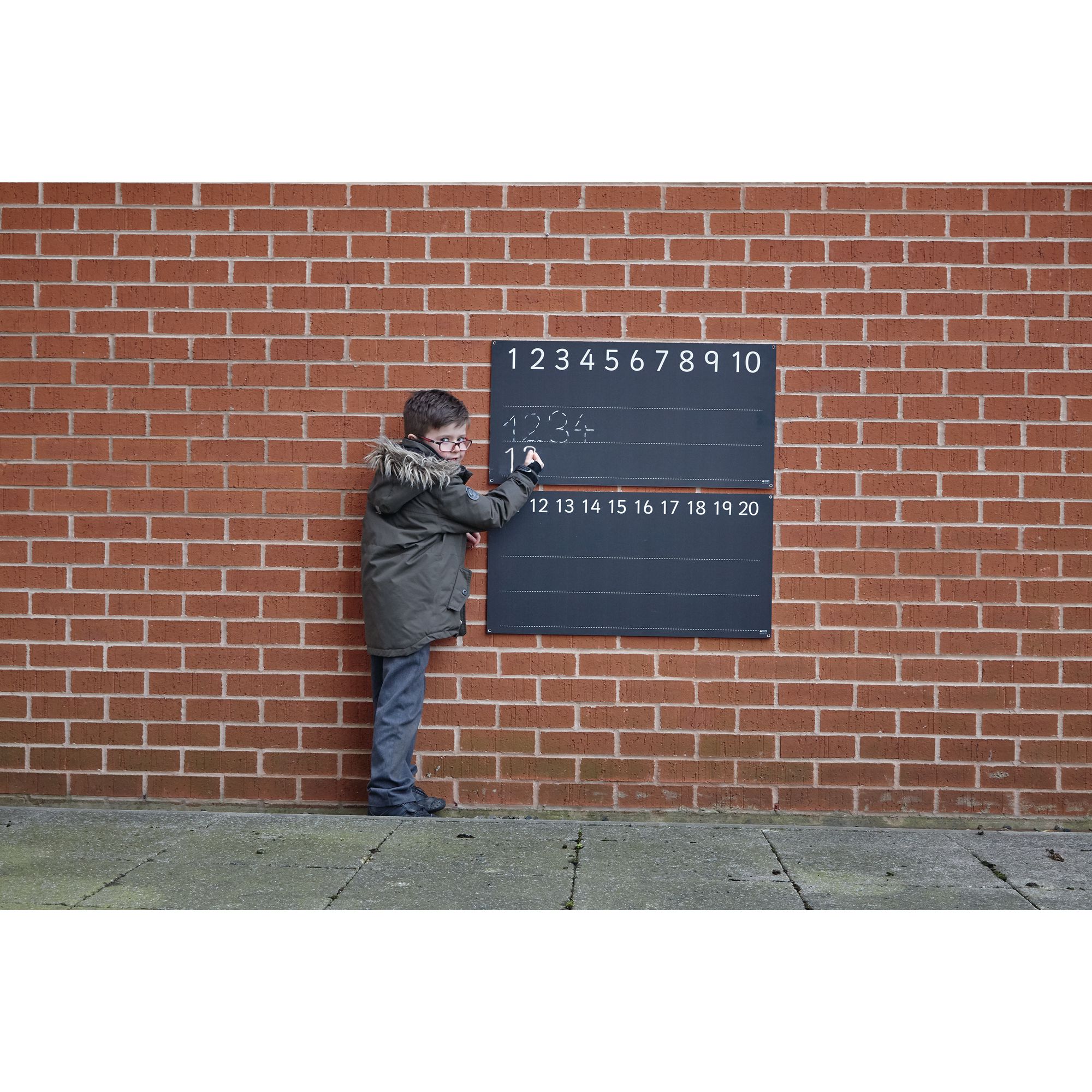 Number Outdoor-indoor Lined Chalkboard