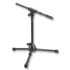 Short microphone stand with boom