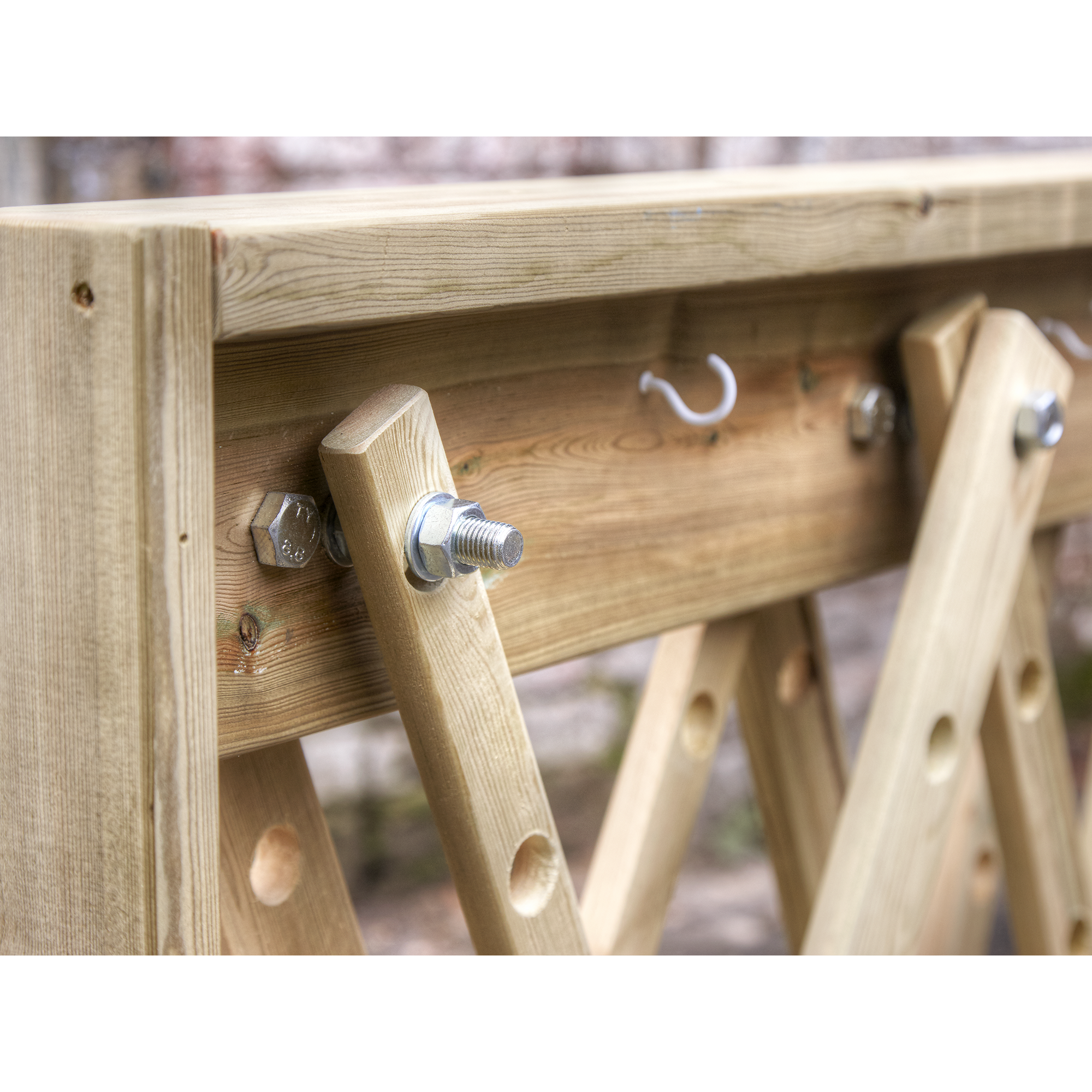 NEWBY LEISURE Construction Wall | HE1677447 | Findel Education