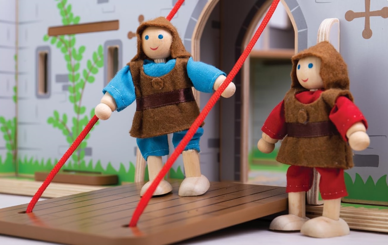 BIGJIGS Toys King George's Castle with Knights | HE1782432 | Hope