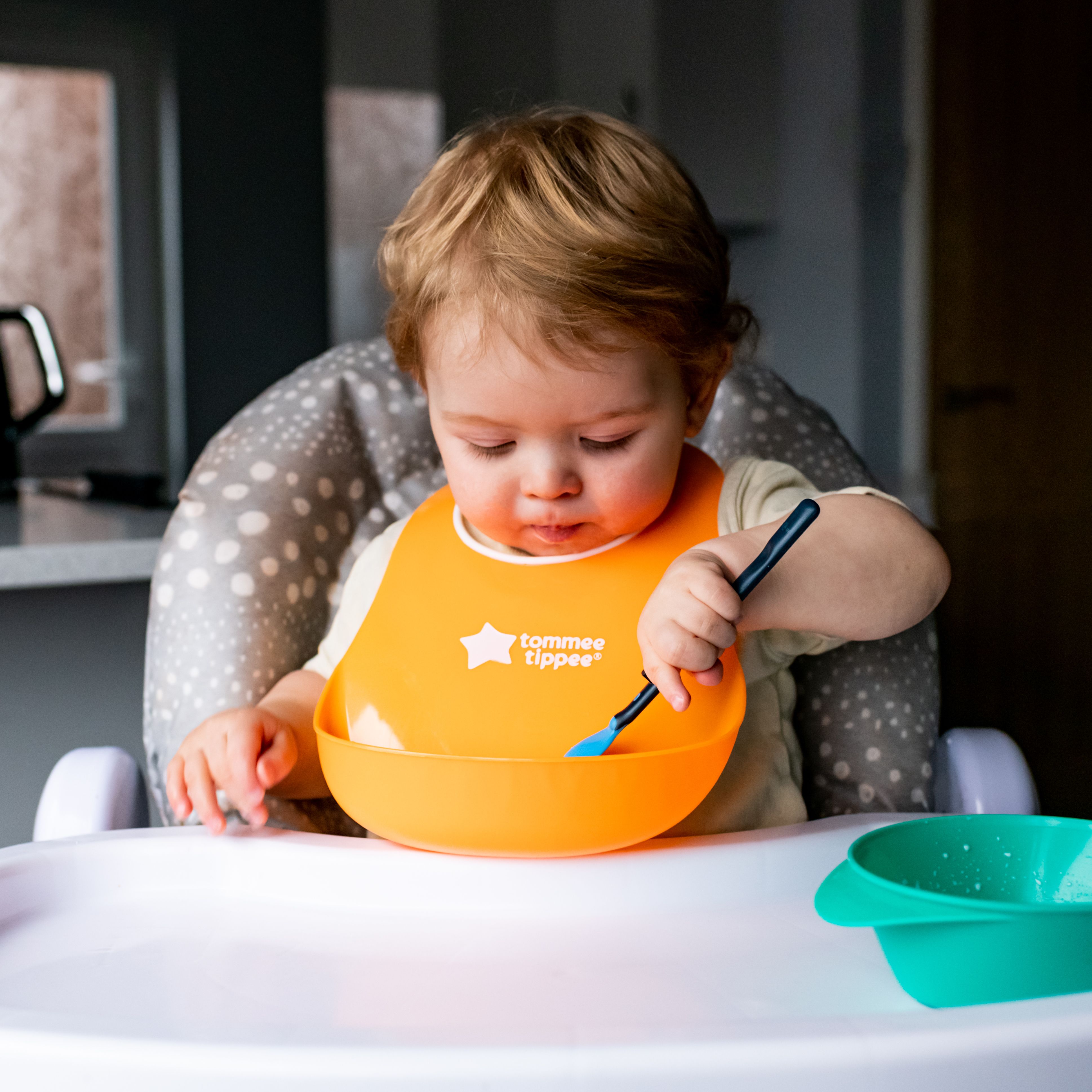 Tommee tippee sale weaning bibs