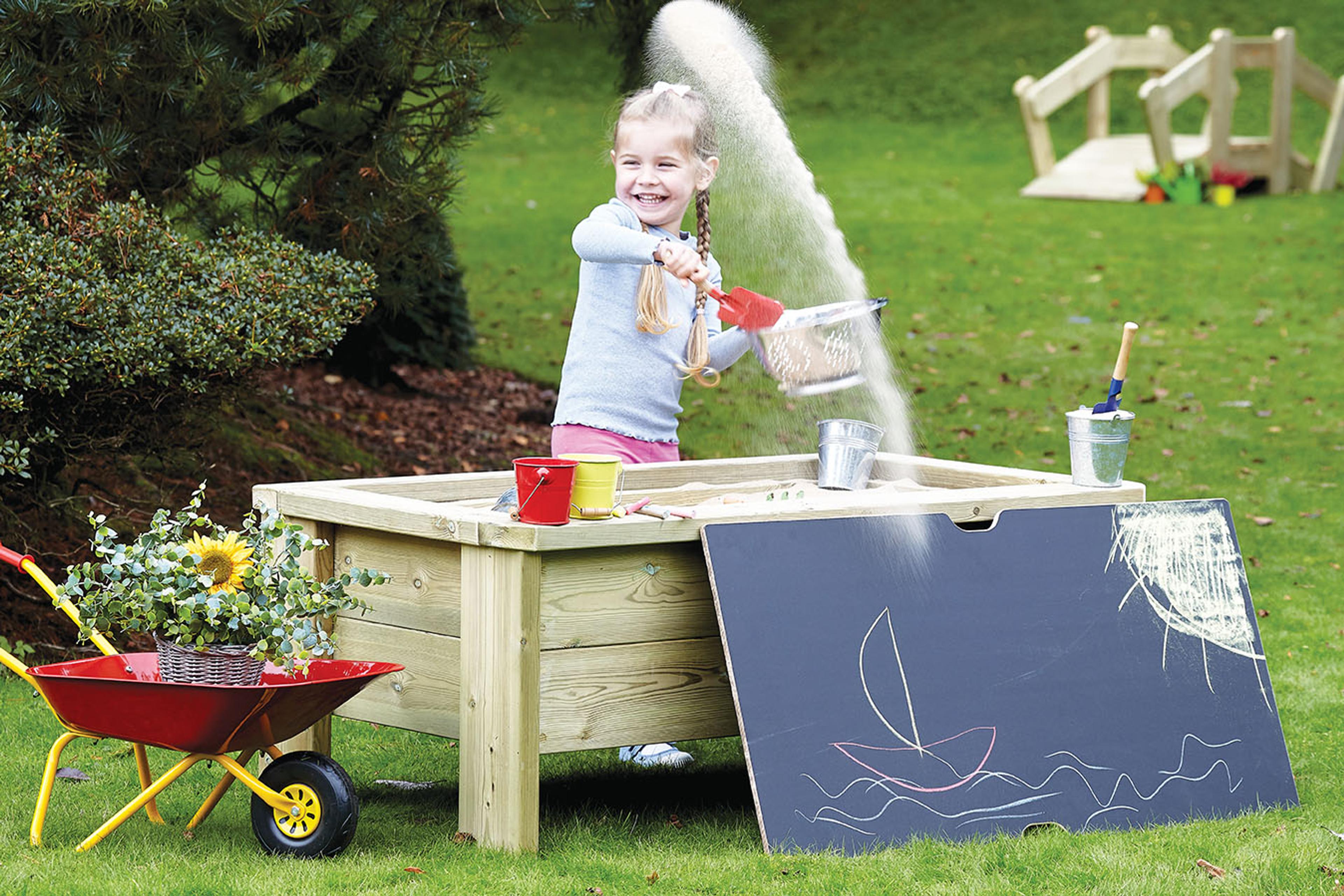 Millhouse Outdoor Raised Sandpit with Wooden Lid 