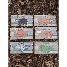 Outdoor Whose Tracks? Which Animal? Signs from Hope Education - pack of 6