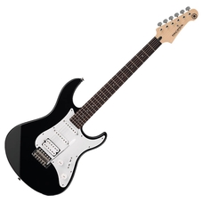 YAMAHA Pacifica 012 Electric Guitar - Black/White