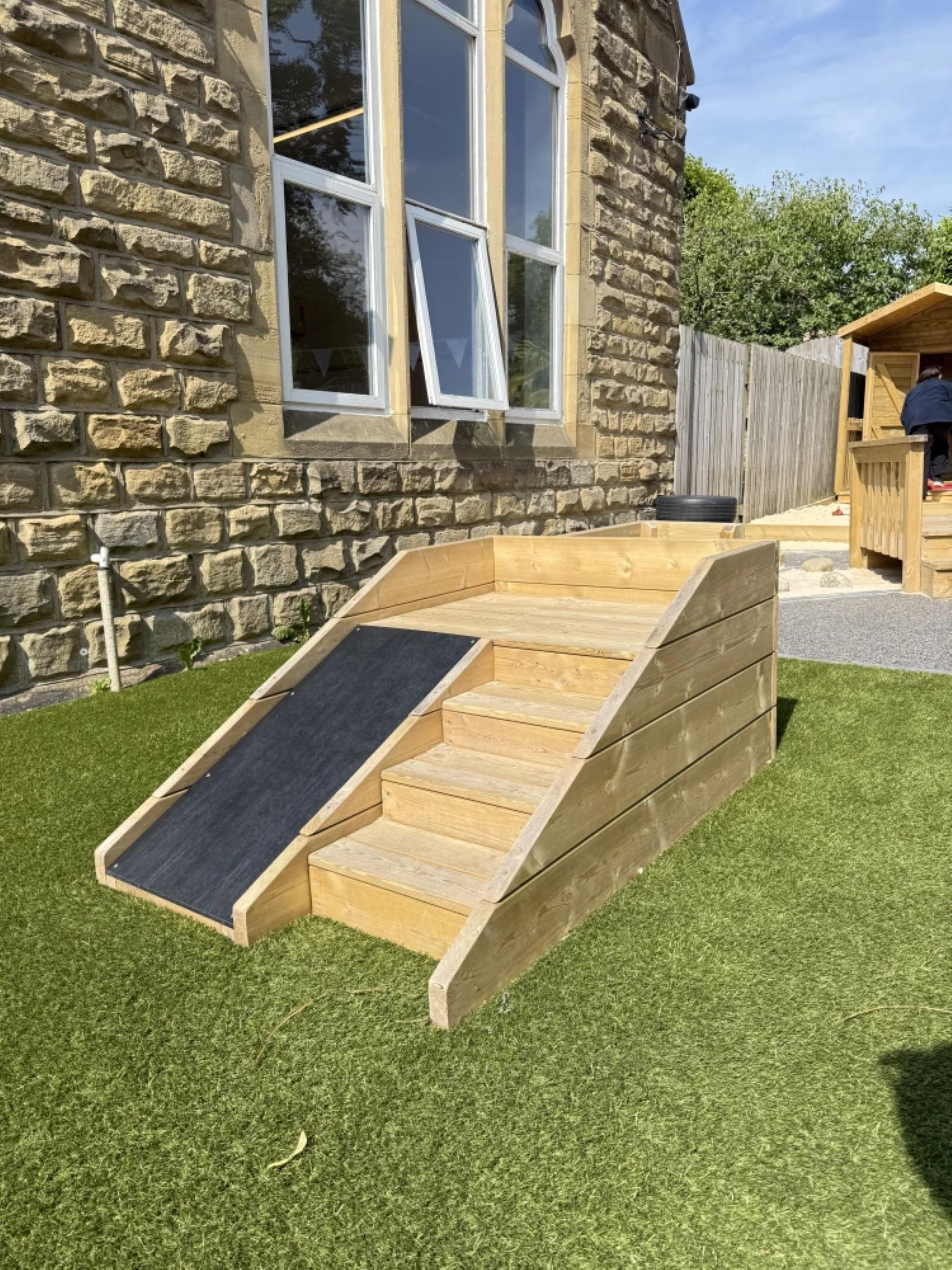 NEWBY LEISURE Outdoor Super Slide