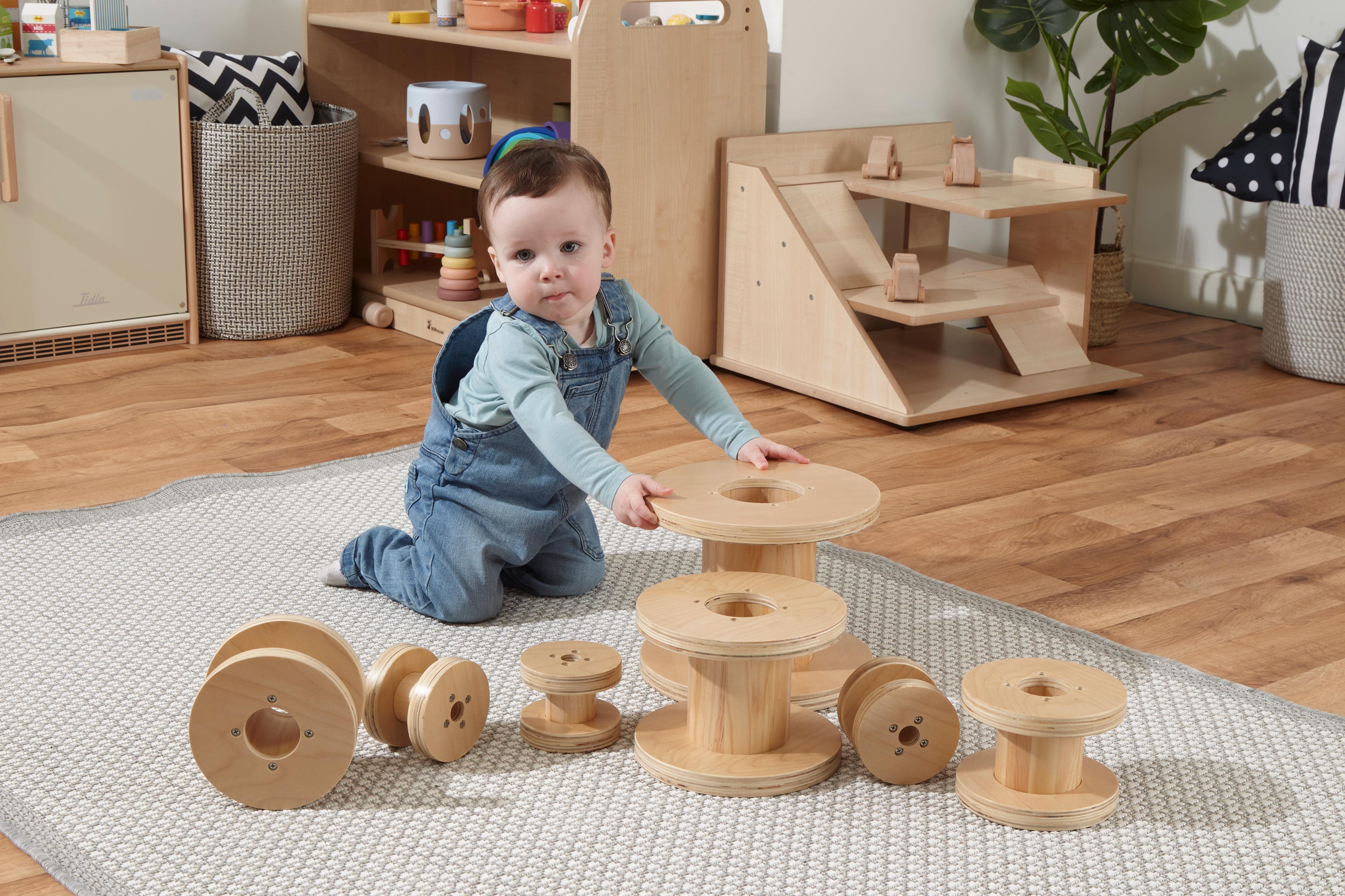 Wooden Reels from Hope Education - Pack of 8