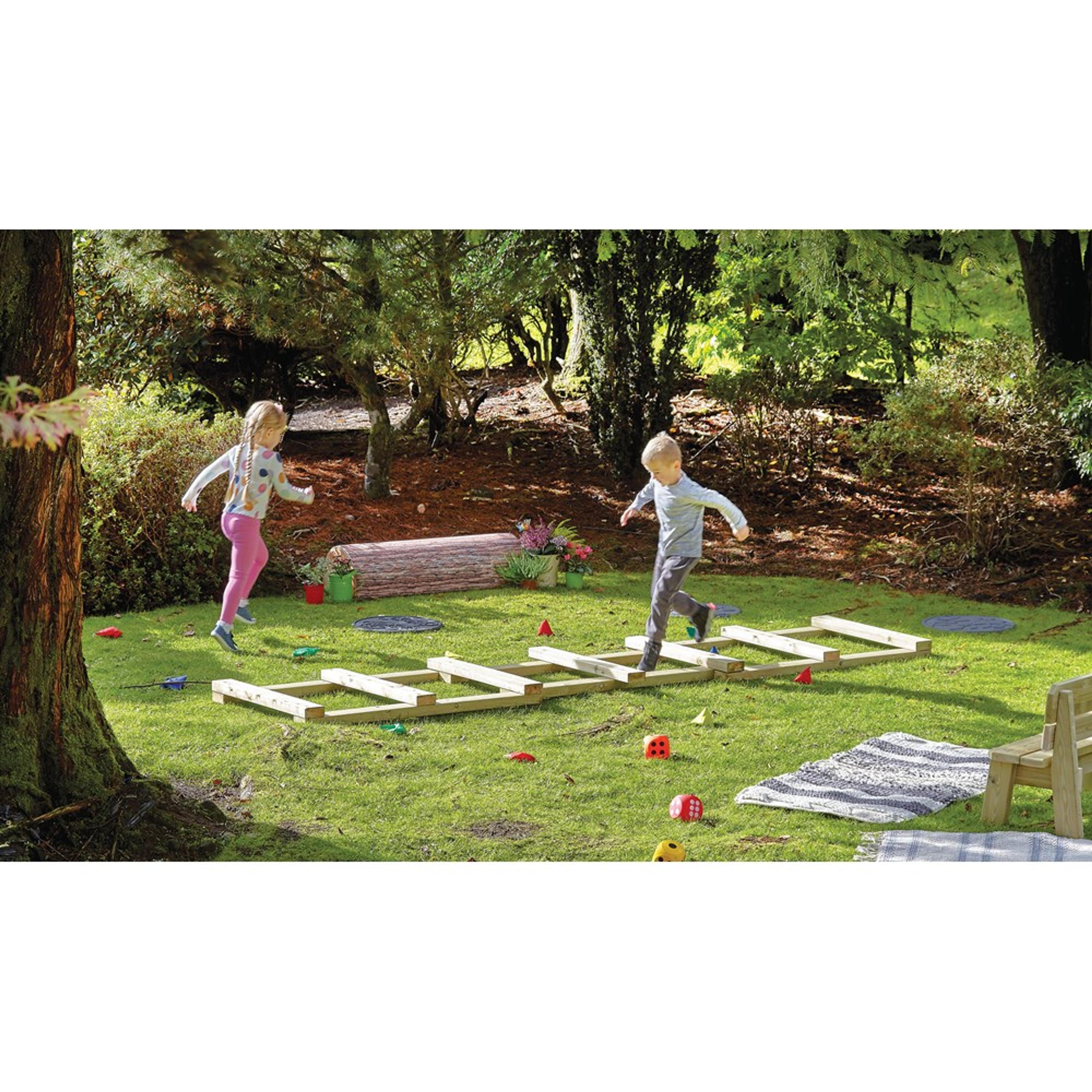 Millhouse Outdoor Floor Ladder 