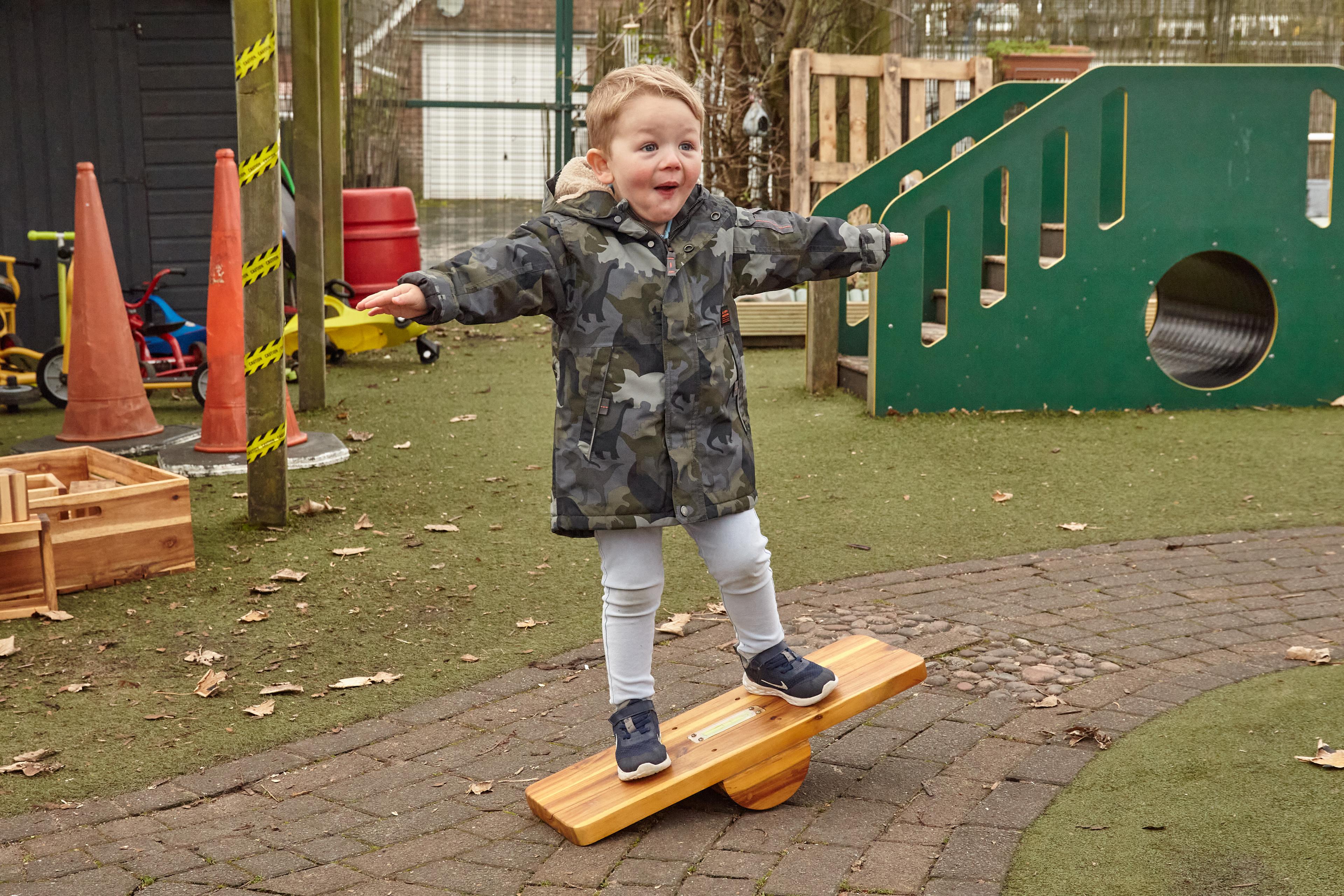 Balance Board with Spirit Level - Small