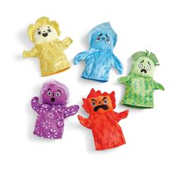 Learning Resources Feelings Family Hand Puppets - Pack of 5