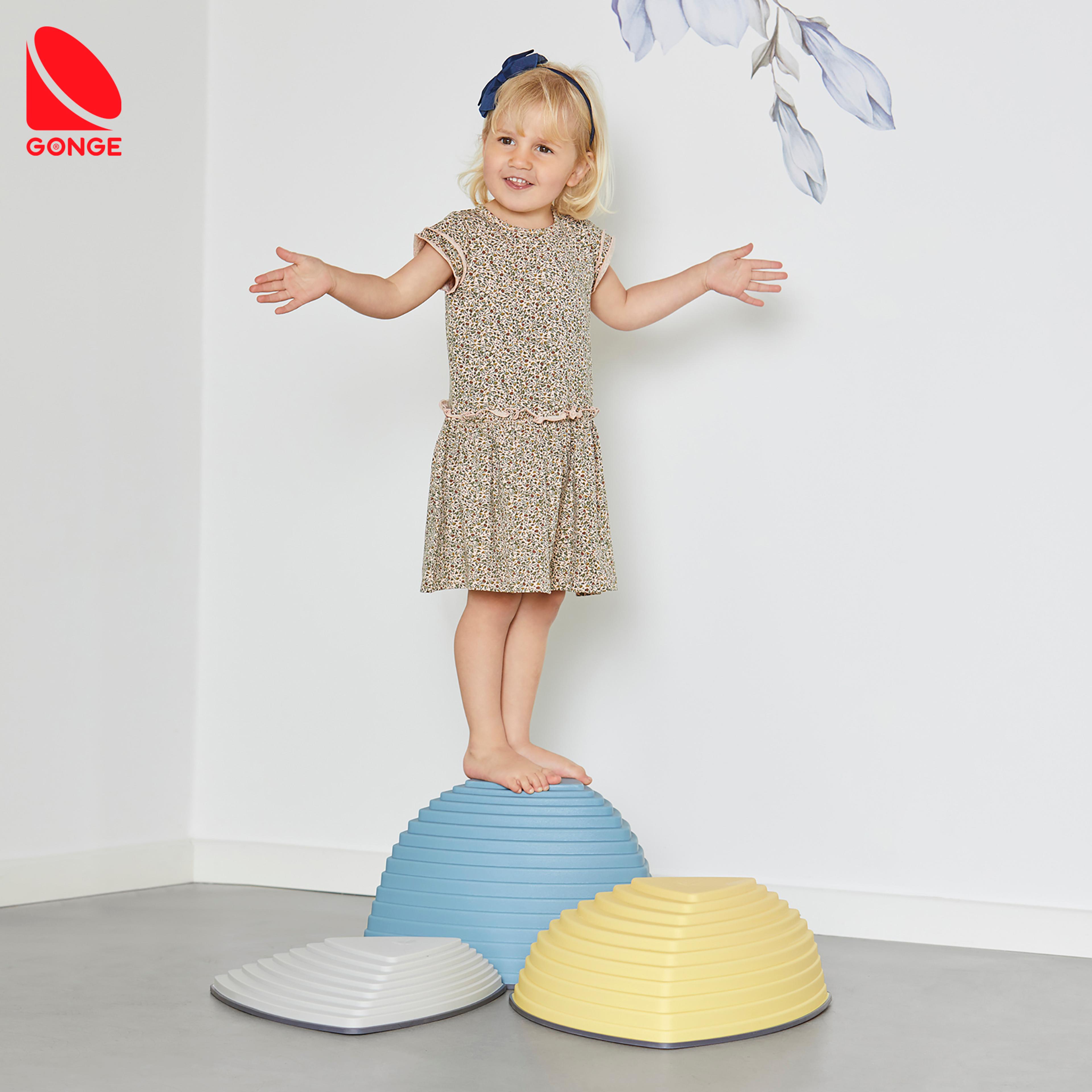 GONGE Nordic Hill Tops - Set of 3