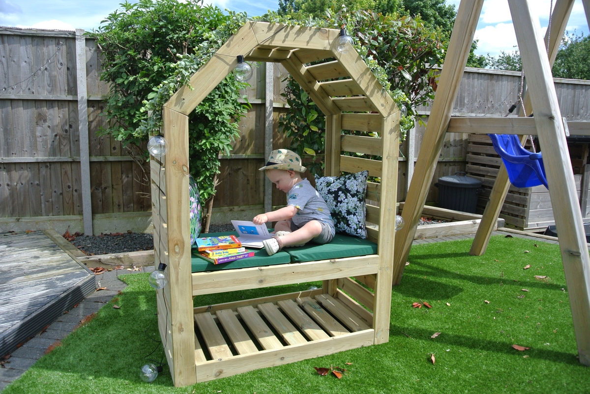 Edited Rakia Reading Cosy Reading Nook from Hope Education | EP00054764 | Spa4Schools
