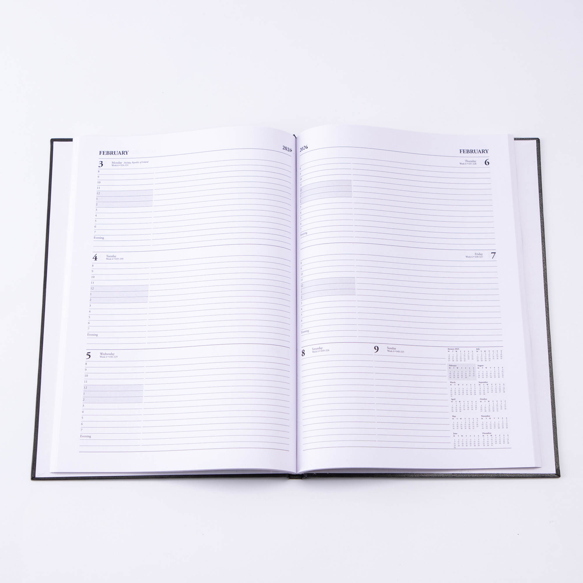 CM A4 Week to View Acad Diary Blk 25-26