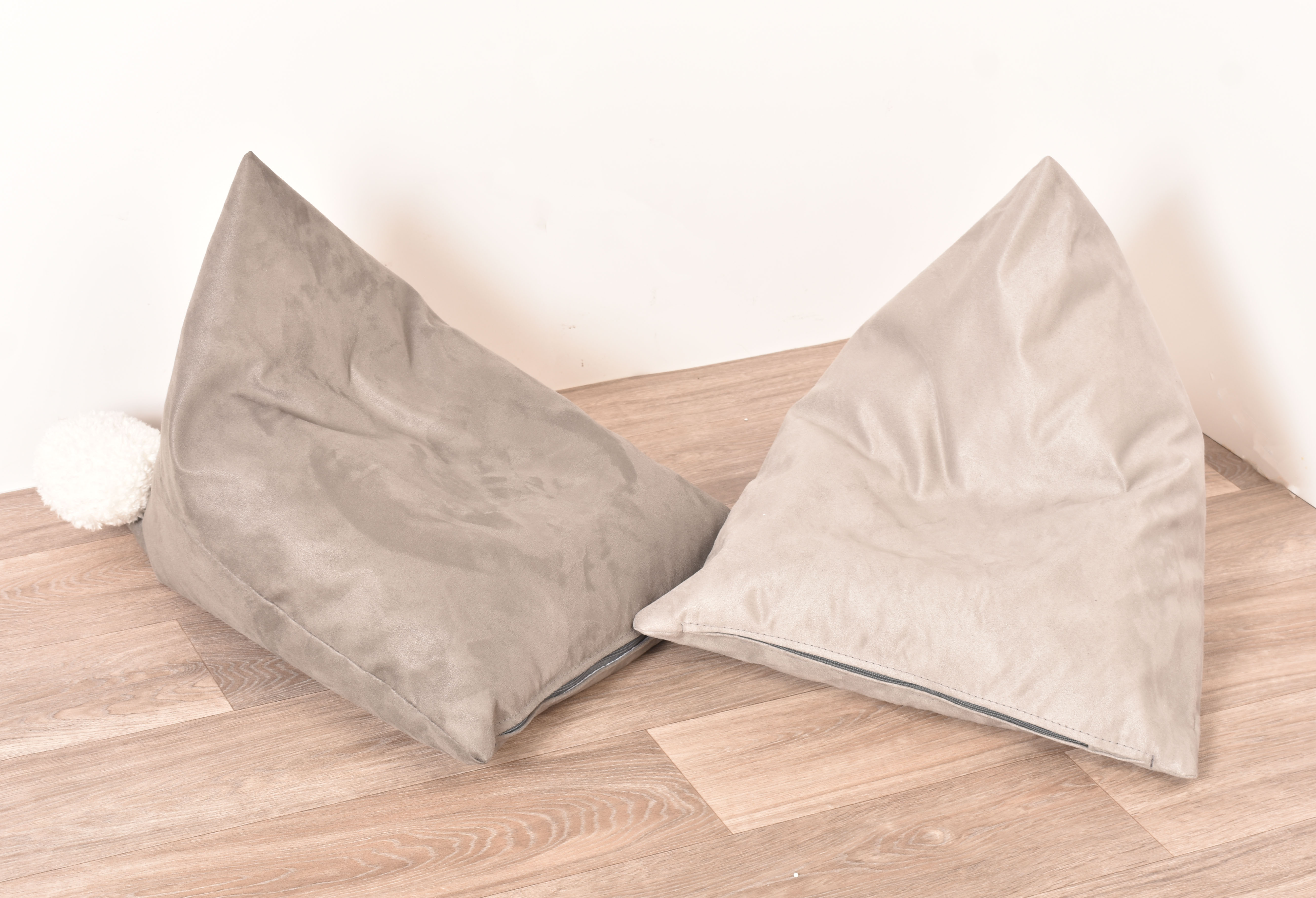Set of 2 Bunny Tail Nursery BeanBags Gry