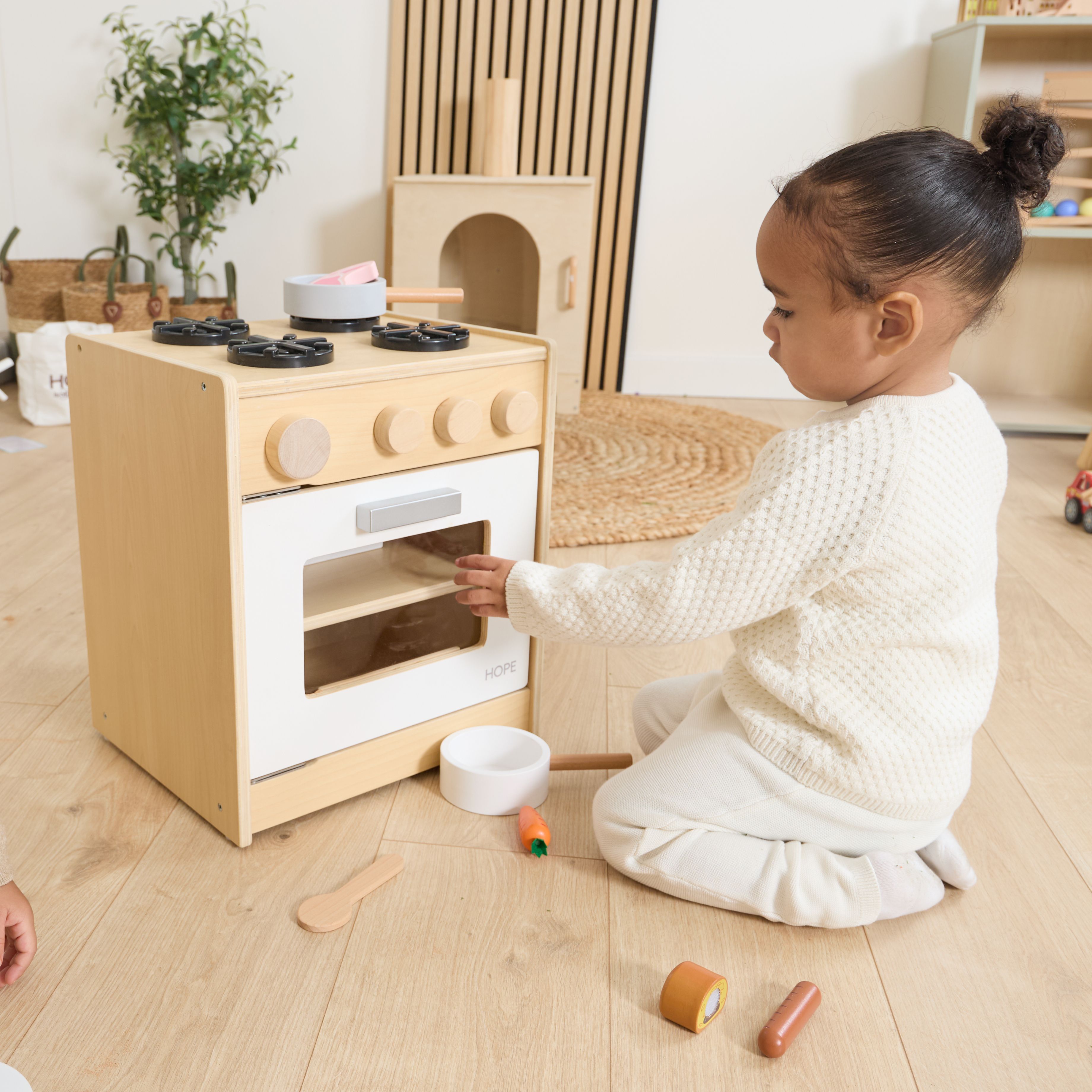 Under 2s Wooden Oven from Hope