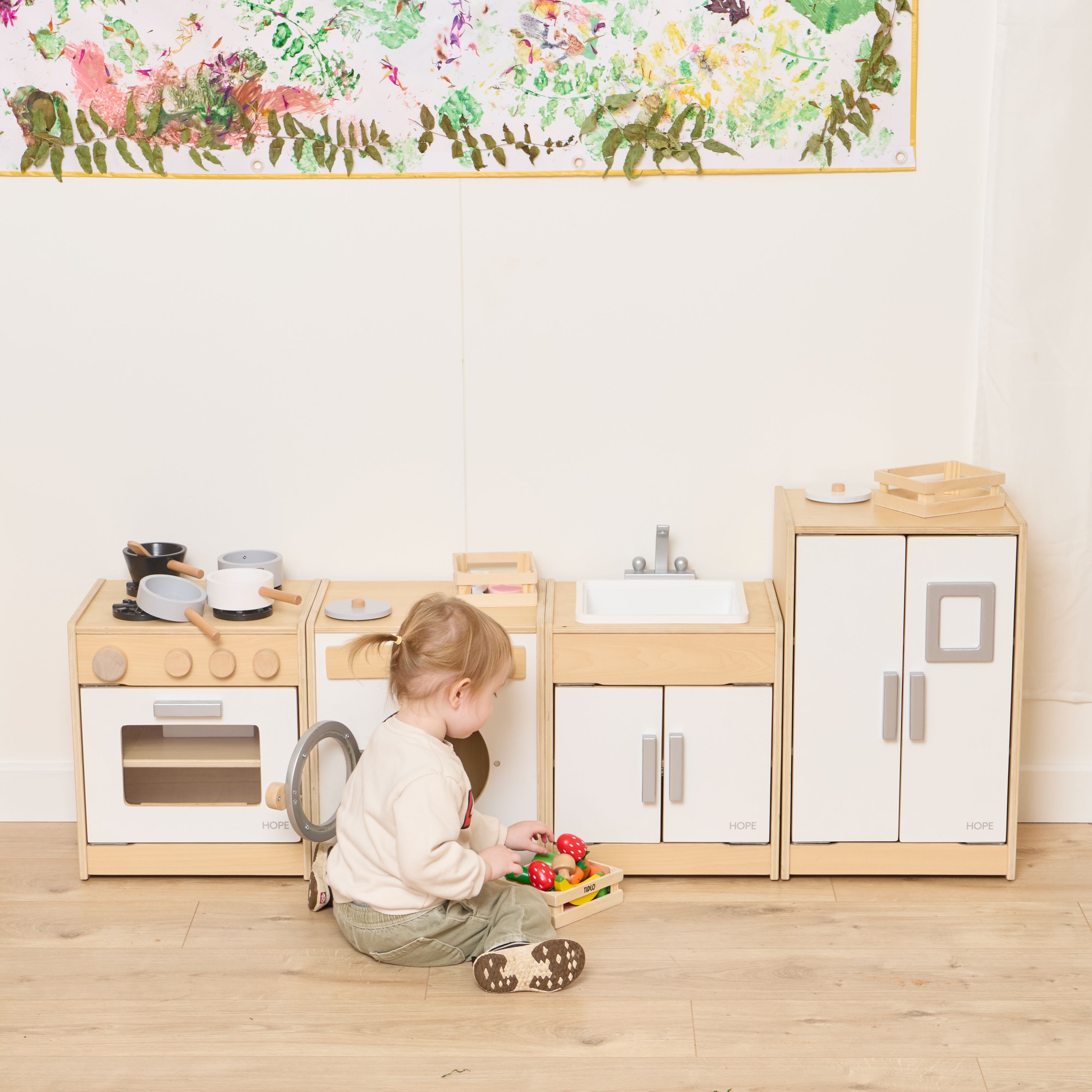 Under2s Wooden Washing Machine from Hope