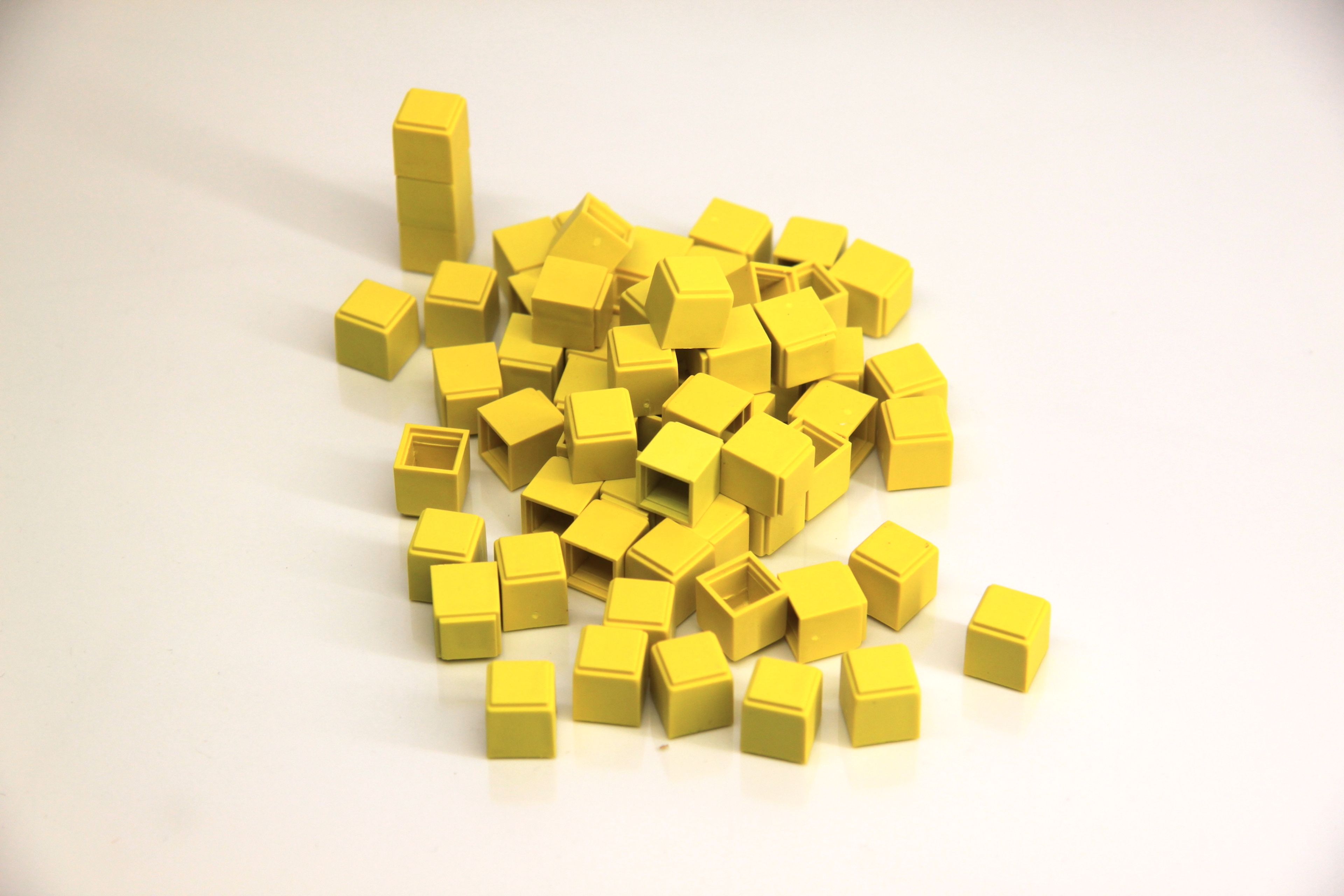 Base Ten Units Cubes 100 pieces - Yellow