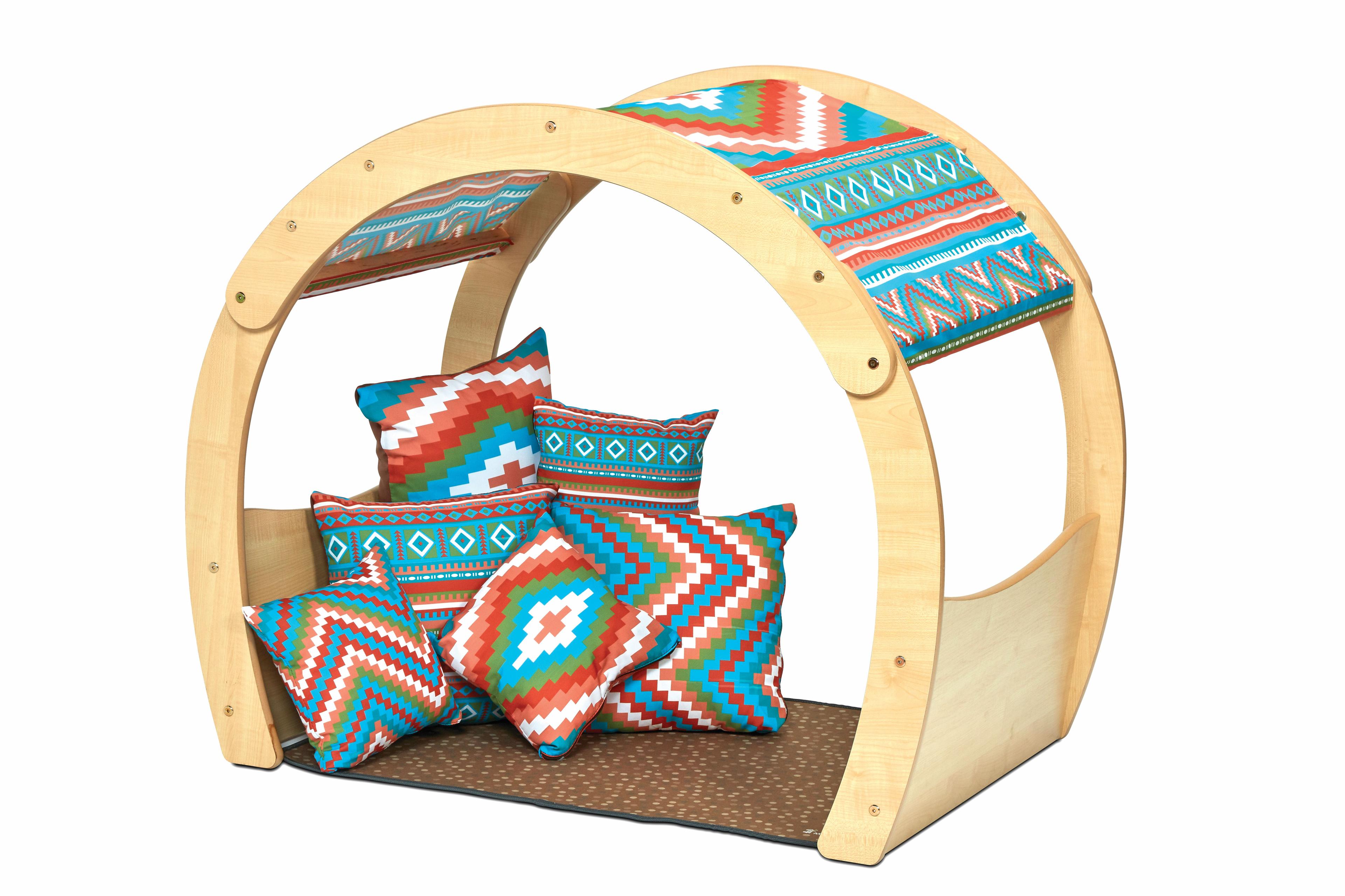 Millhouse Cosy Cove Small Plus Aztec Accessory Set