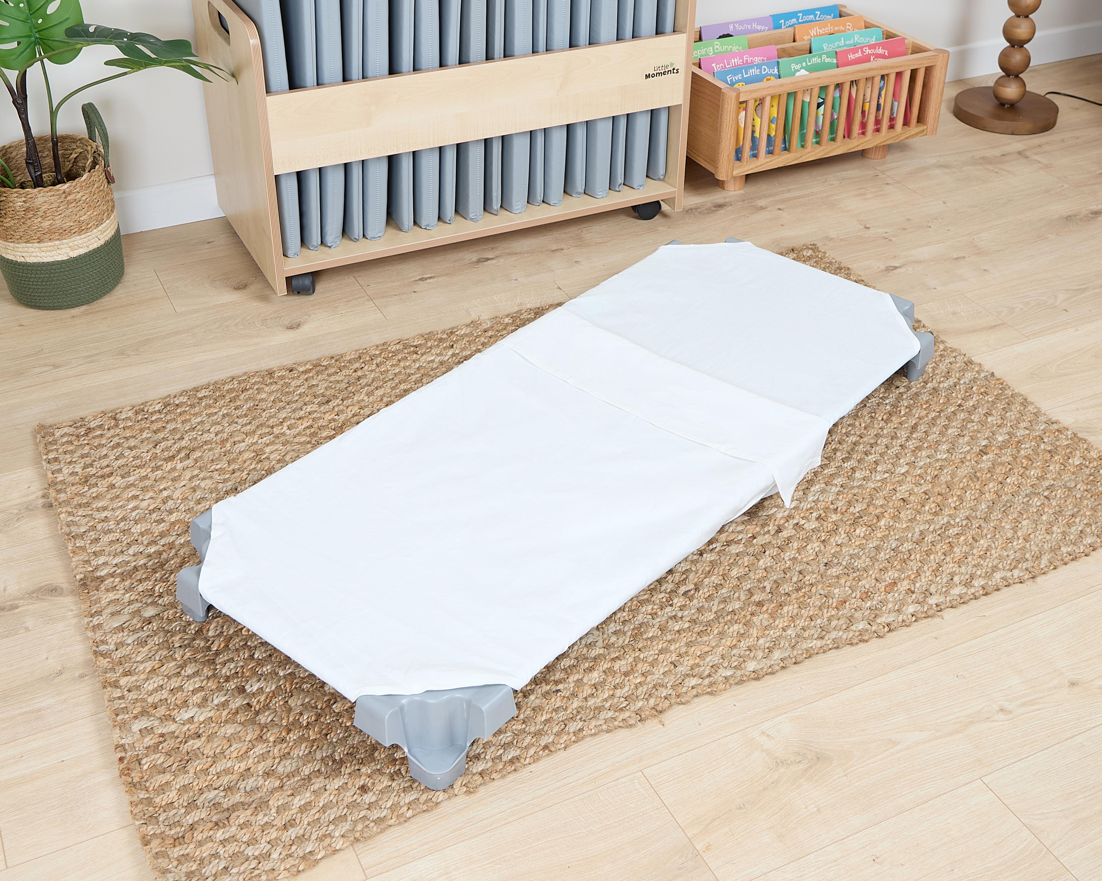 Little Moments White Sleeping Bag Sheet