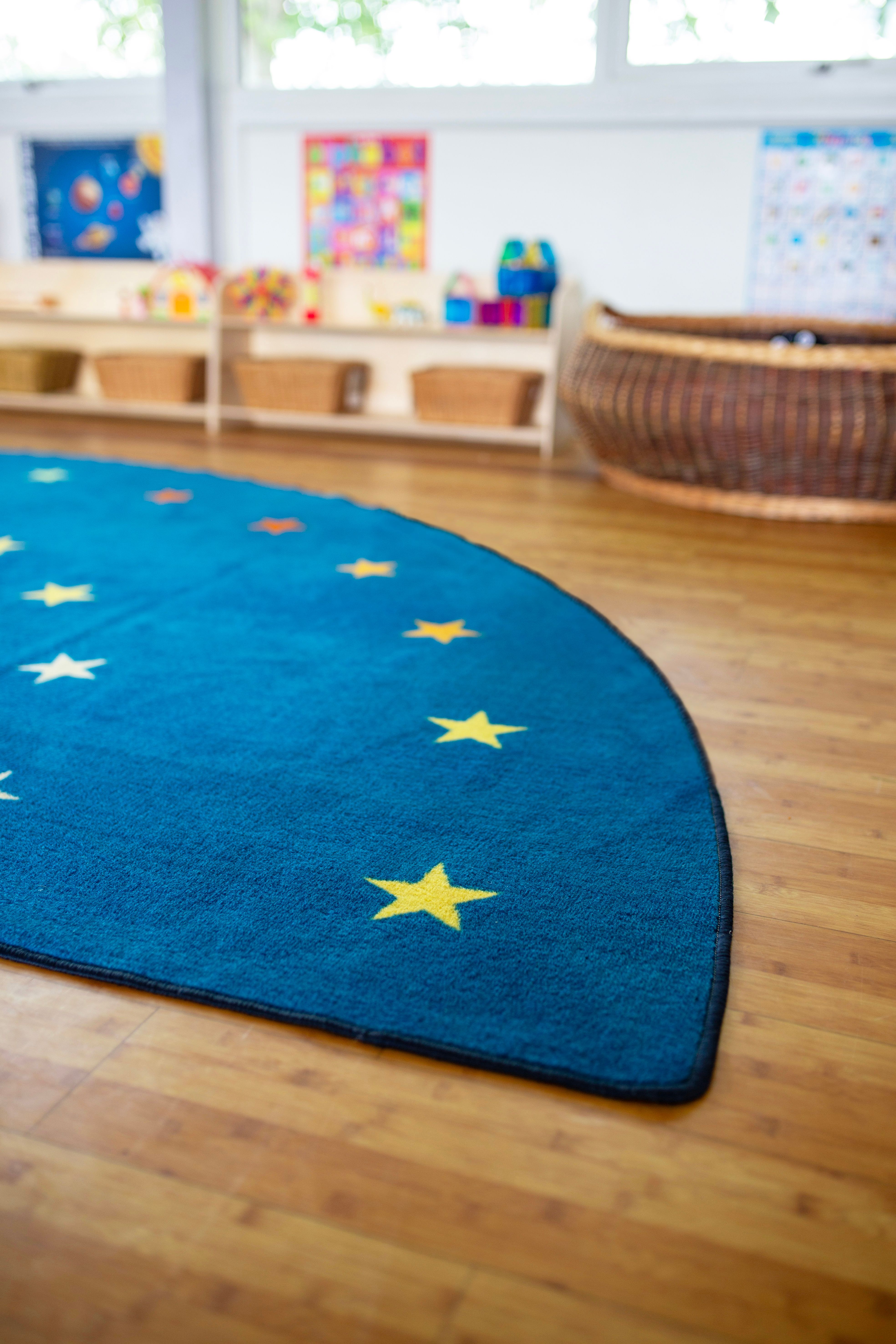 Radiating Star Semi Circle Carpet