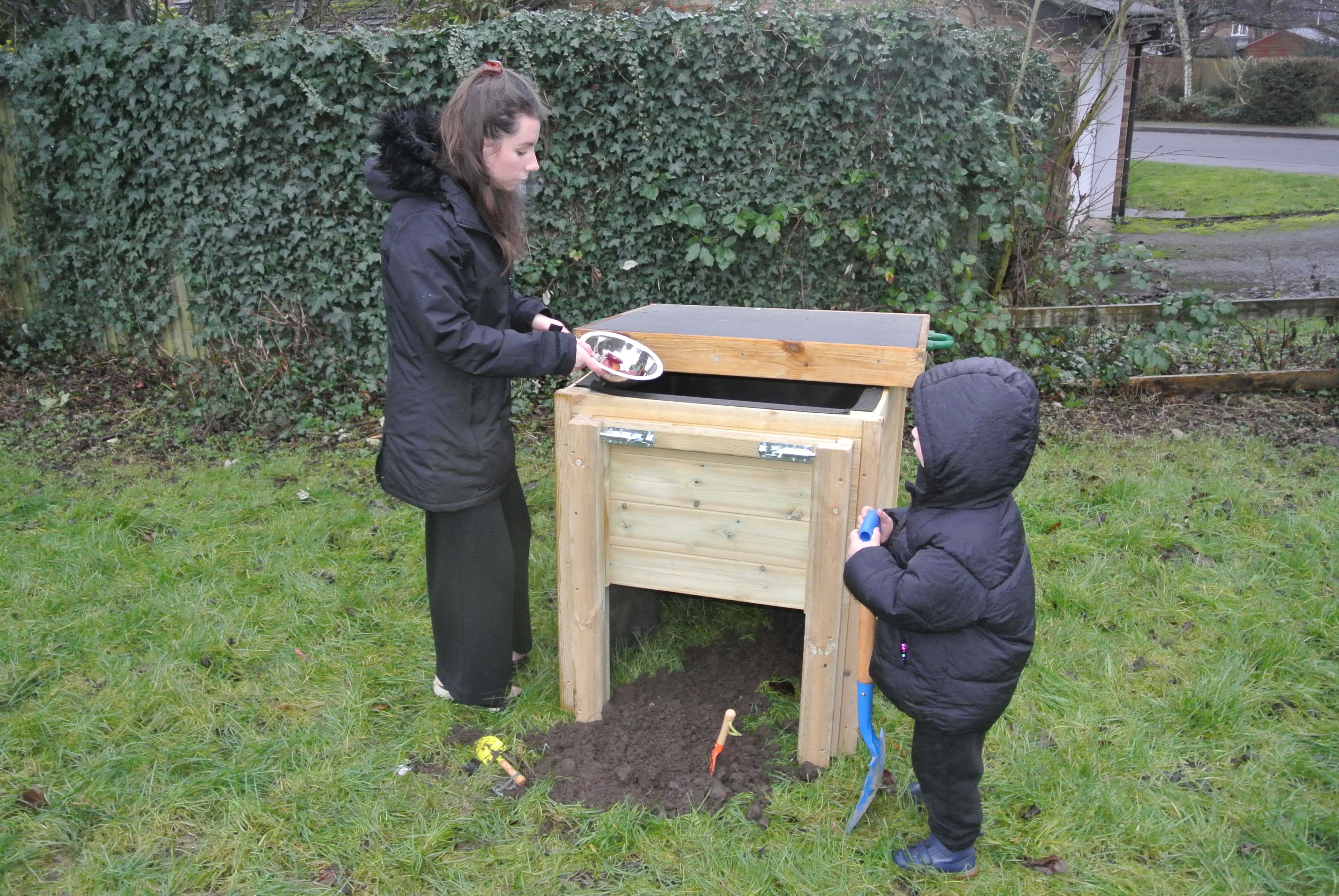 Composter from Hope Education 