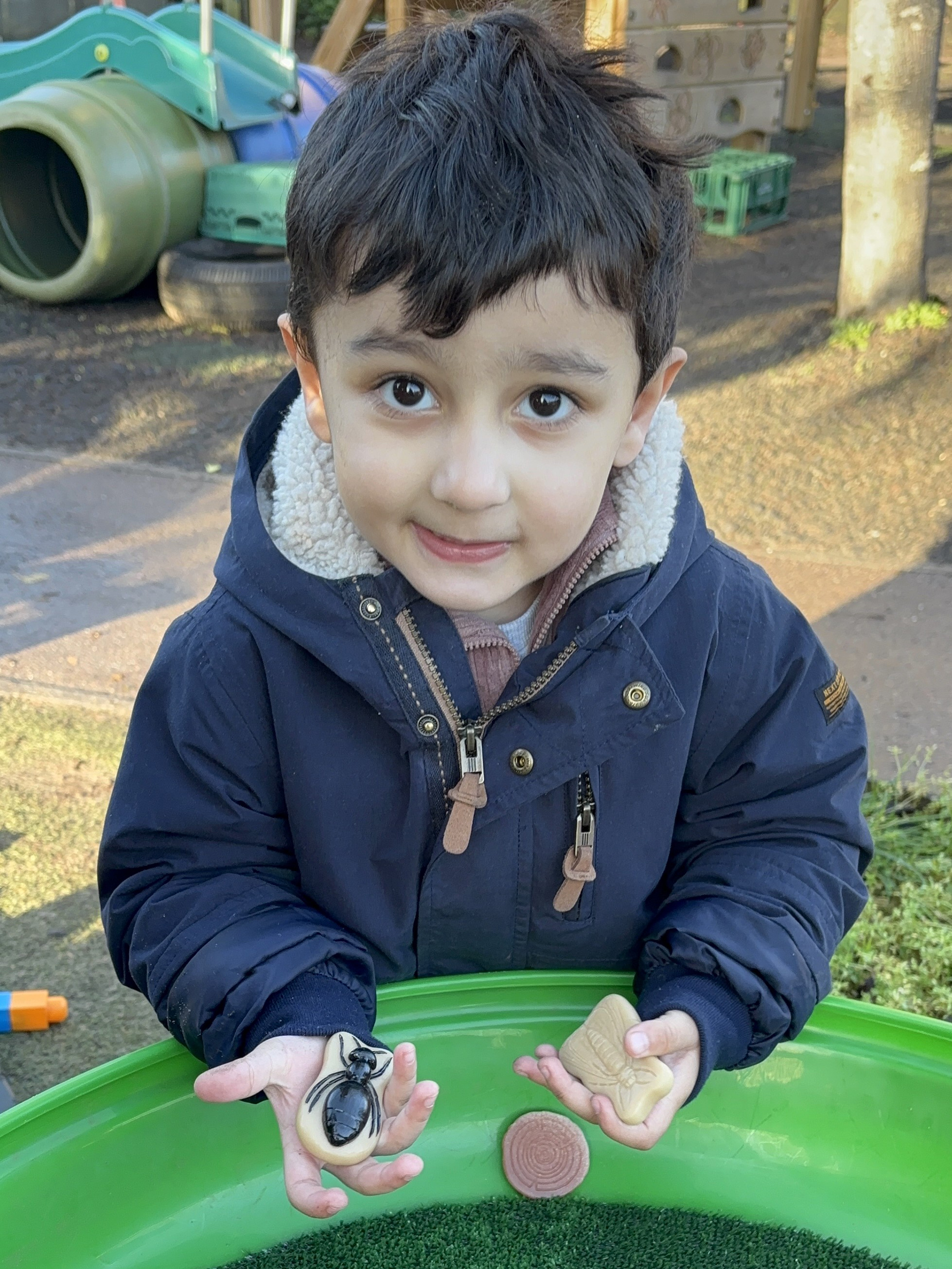 Yellow DOOR  Sensory Play Stones - Bugs