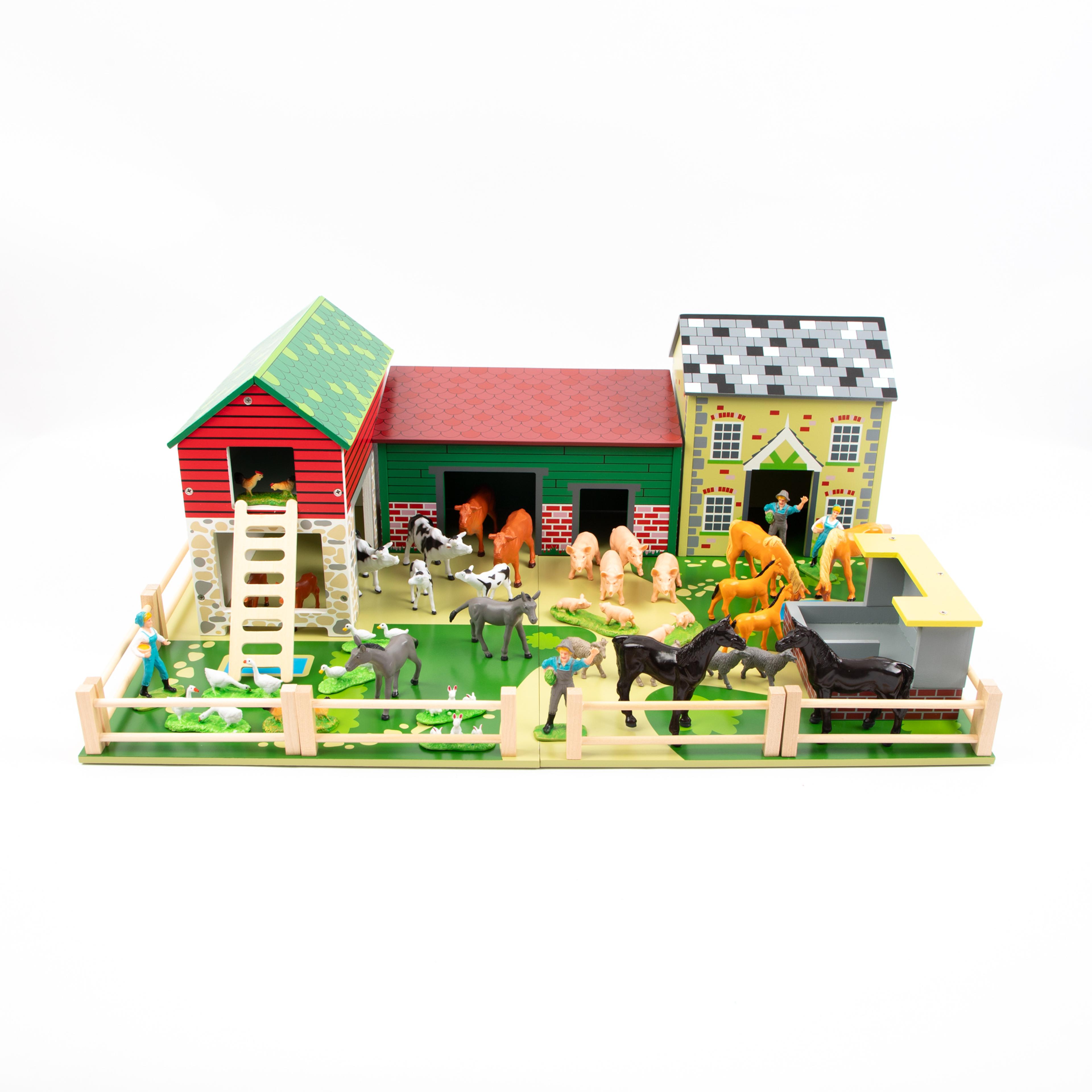 TIDLO Oldfield Farm with 36 Animals and People