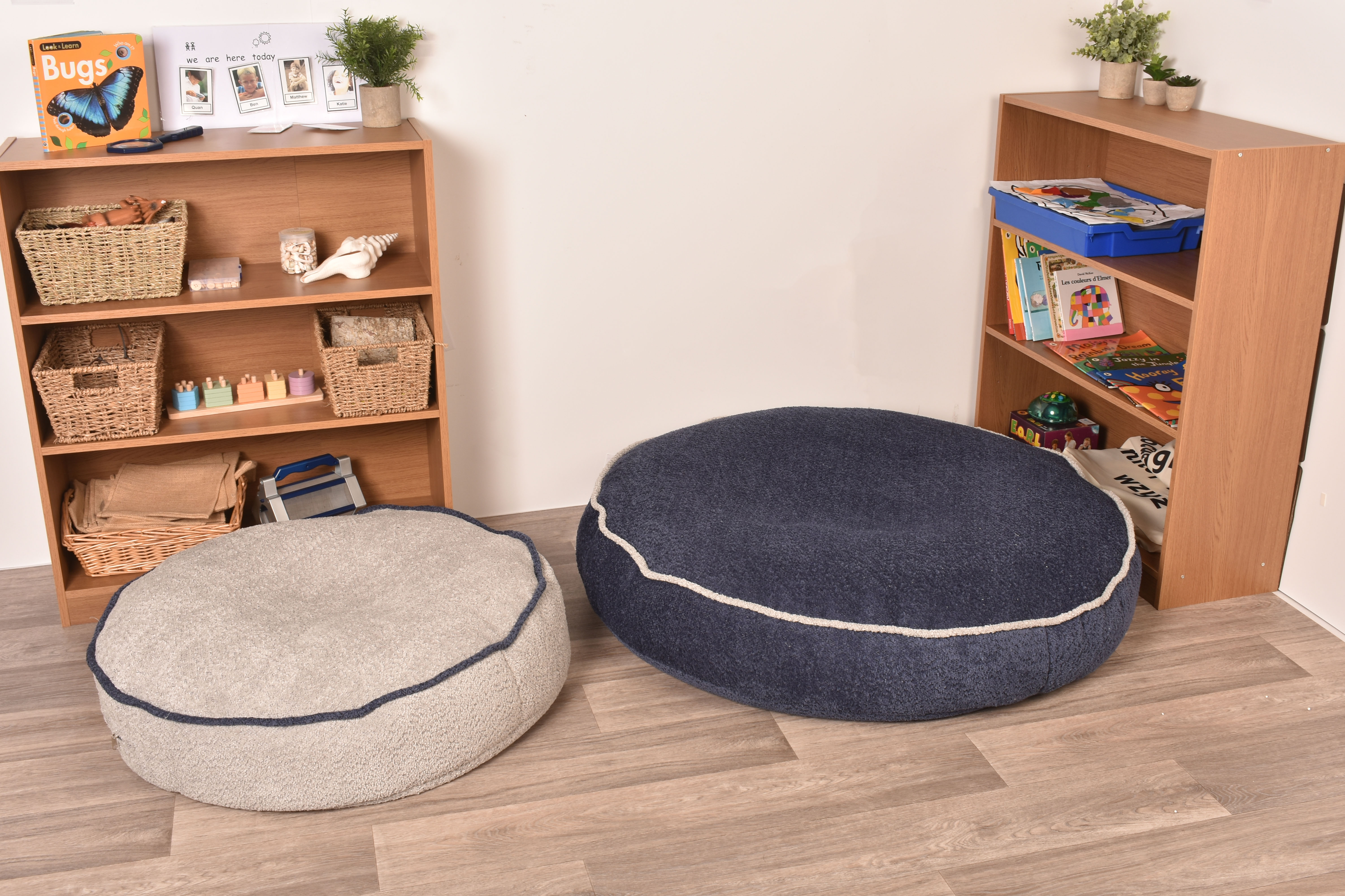 Chenille Reading Pods - Blue