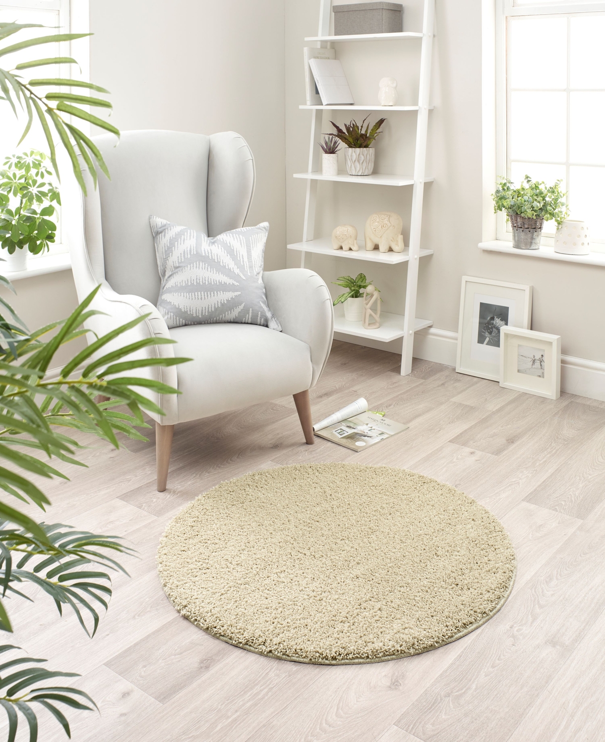 Squircle Rug Plain Shaggy Stain Resistant Washable Circle Rug - 100cm - Stone ...