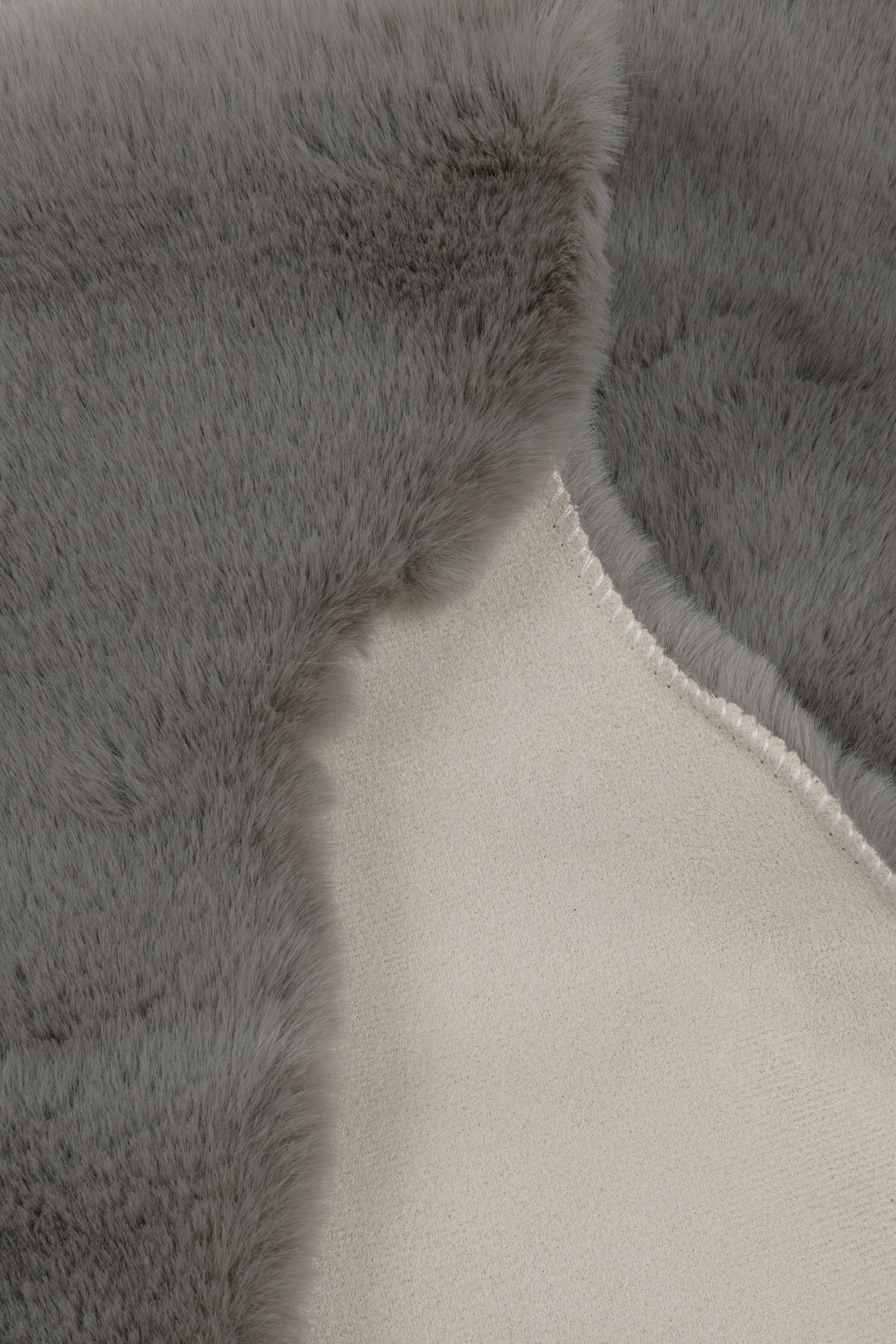 Luxury Faux Fur Rug Single - Grey